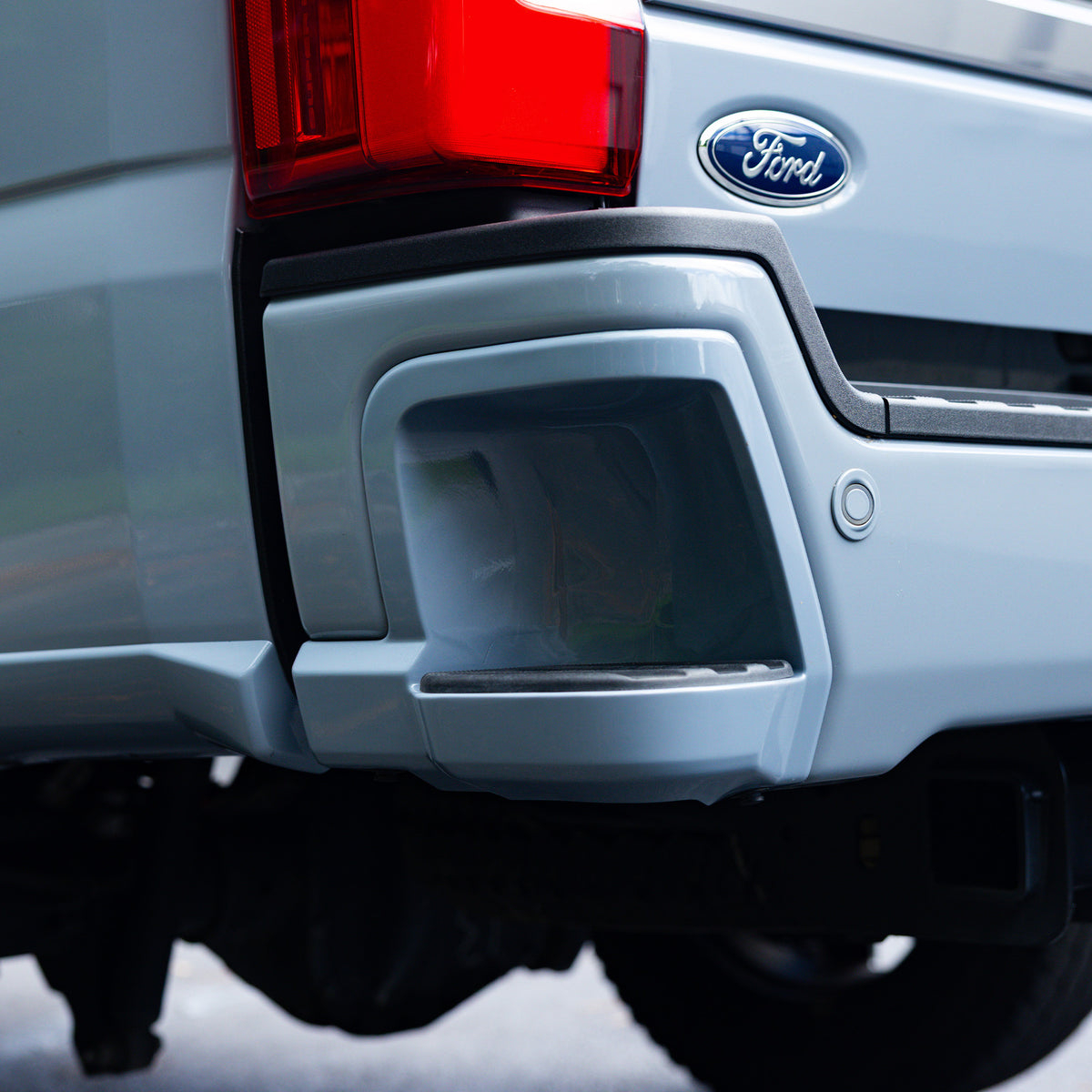 Paint Matched OEM Rear Bumper Steps (2023-2026 Super Duty)