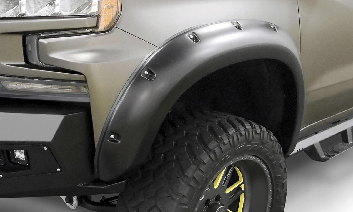 Lund Rx-Rivet Style 2pc Smooth (2019-2026 Sierra 1500) - RX130SA