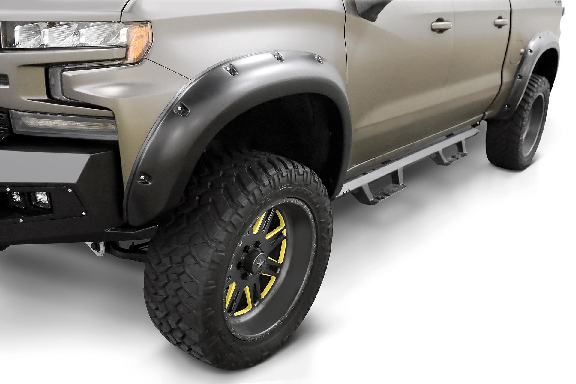 Lund Rx-Rivet Style 4pc Smooth (2019-2026 Sierra 1500) - RX130S