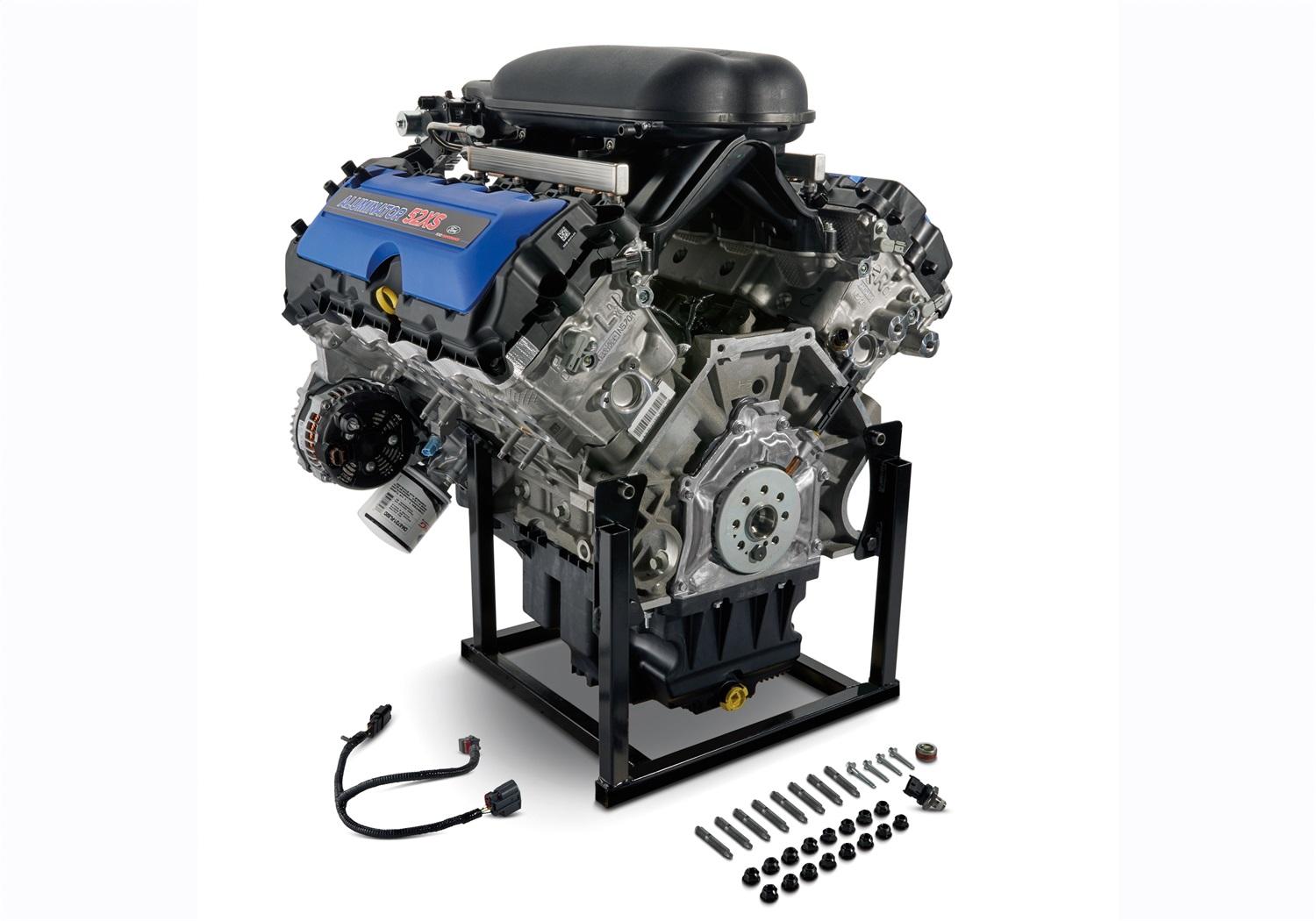 Ford Performance 5.2L Aluminator 5.2 XS Crate Engine - M-6007-A52XS
