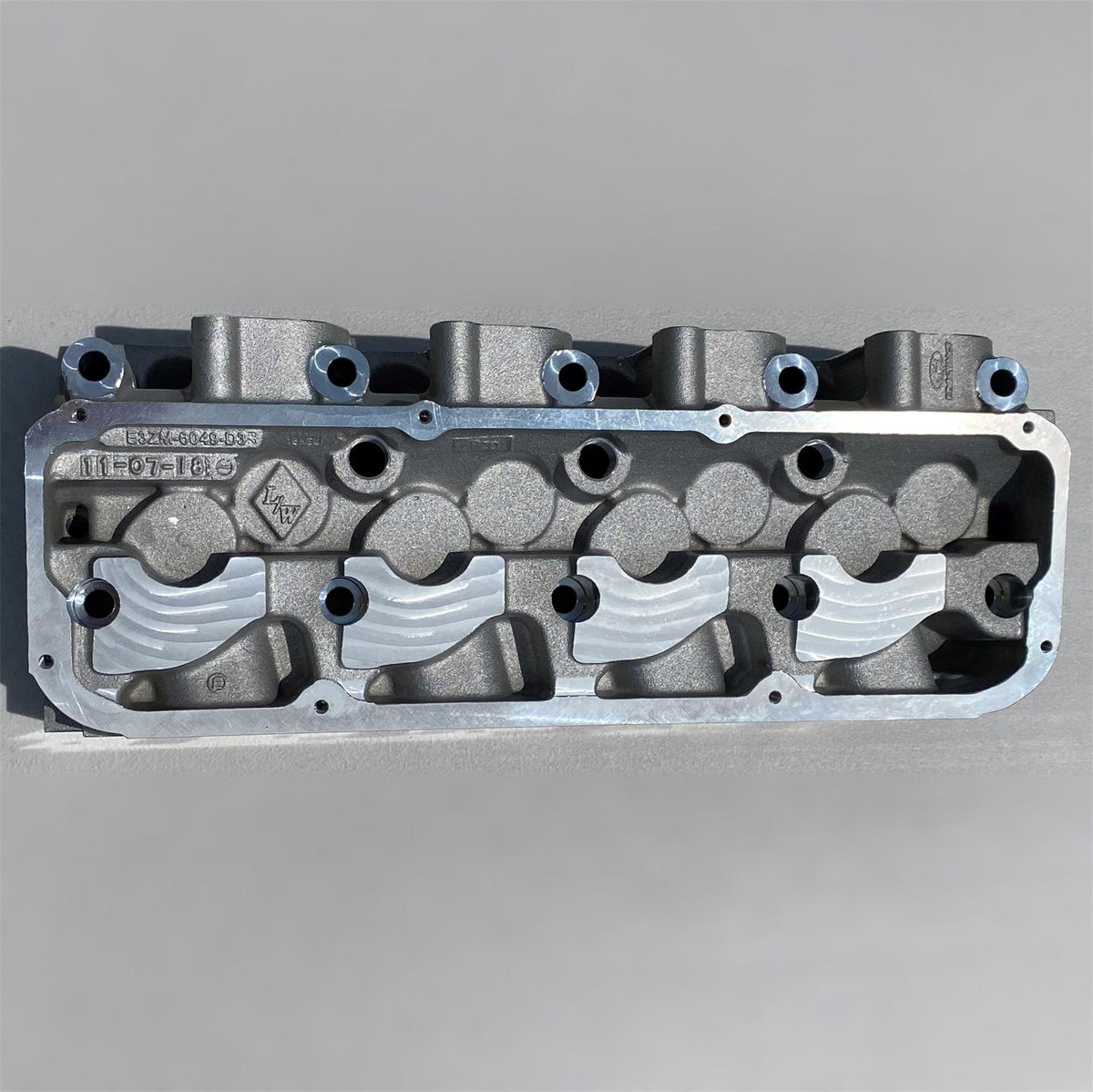 Ford Performance D3 Race Aluminum Cylinder Head - Cubed - M-6049-D3C