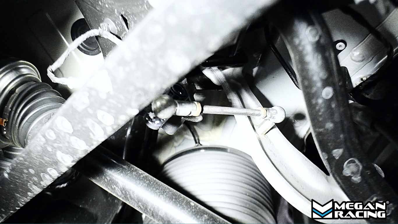 Megan Racing Air Suspension Lowering Link Kit, 10mm Cup Ball (Audi SQ5/Q7/SQ7/SQ8, Porsche Cayenne) - MRC-AU-0101