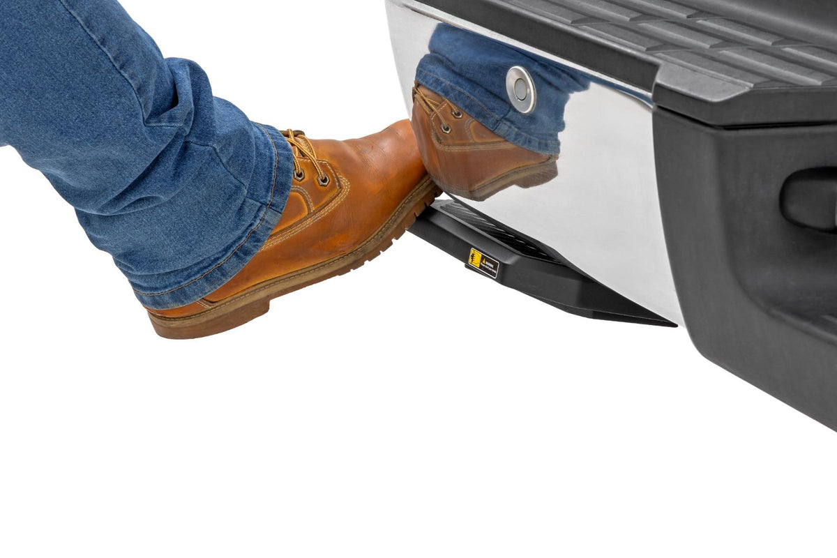 Rough Country Retractable Bed Step Manual Pull Silverado/Sierra 2500HD/3500HD (11-14) - PW059331