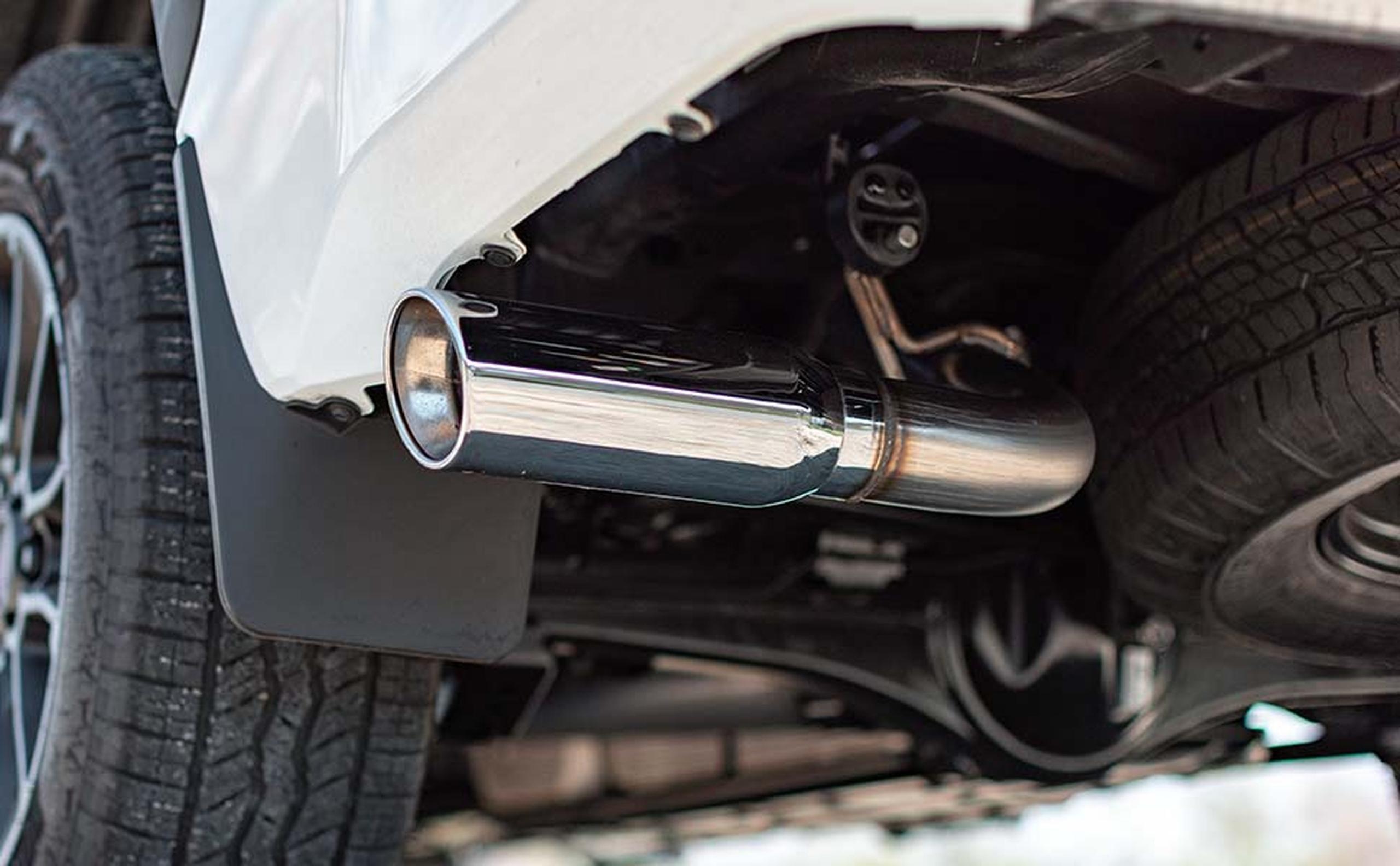 Magnaflow Single Exhaust Tip - 2.25in. Inlet/3.5 x 4.25in. Outlet - 35174