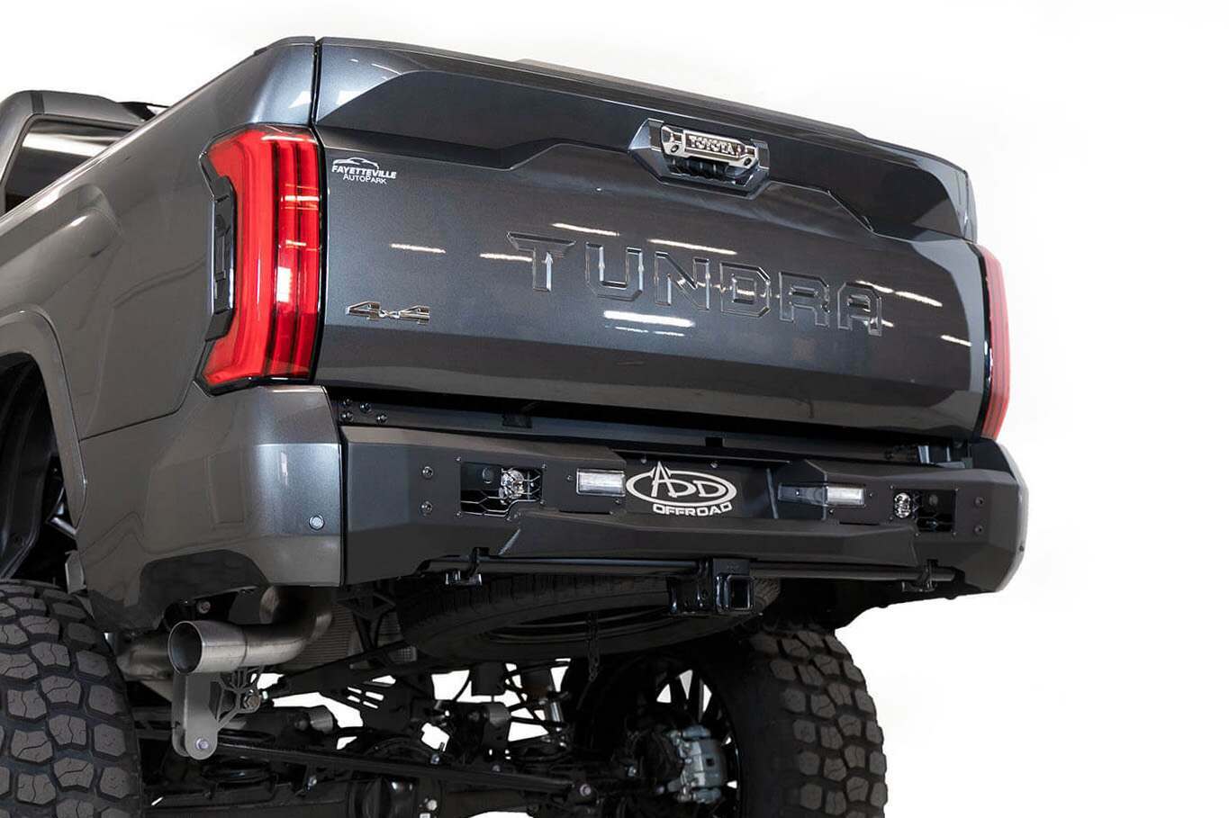 Addictive Desert Designs Toyota Tundra 2022 - Up Stealth Fighter Rear Bumper With Mounts For 2 Cube Lights In Hammer Black With Satin Black Panels - R763271370103