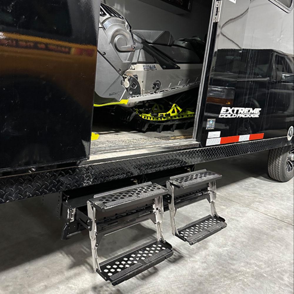Rock Slide Engineering R-STEP 16 Inch Wide Step with Universal Brackets To Mount On Flat Surface - RS-1600