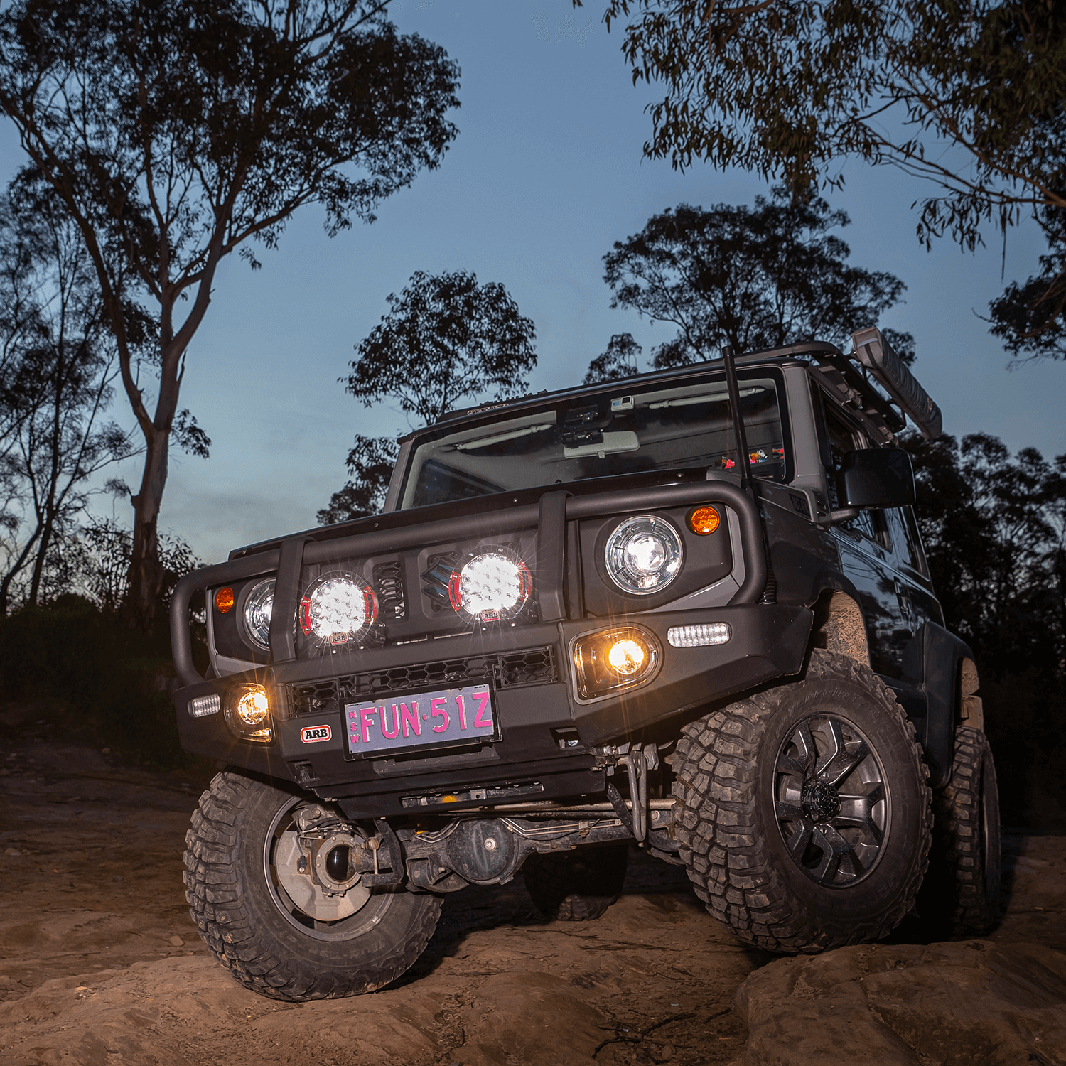 ARB Intensity Solis 21 Spot Driving Light Kit - SJB21SKIT