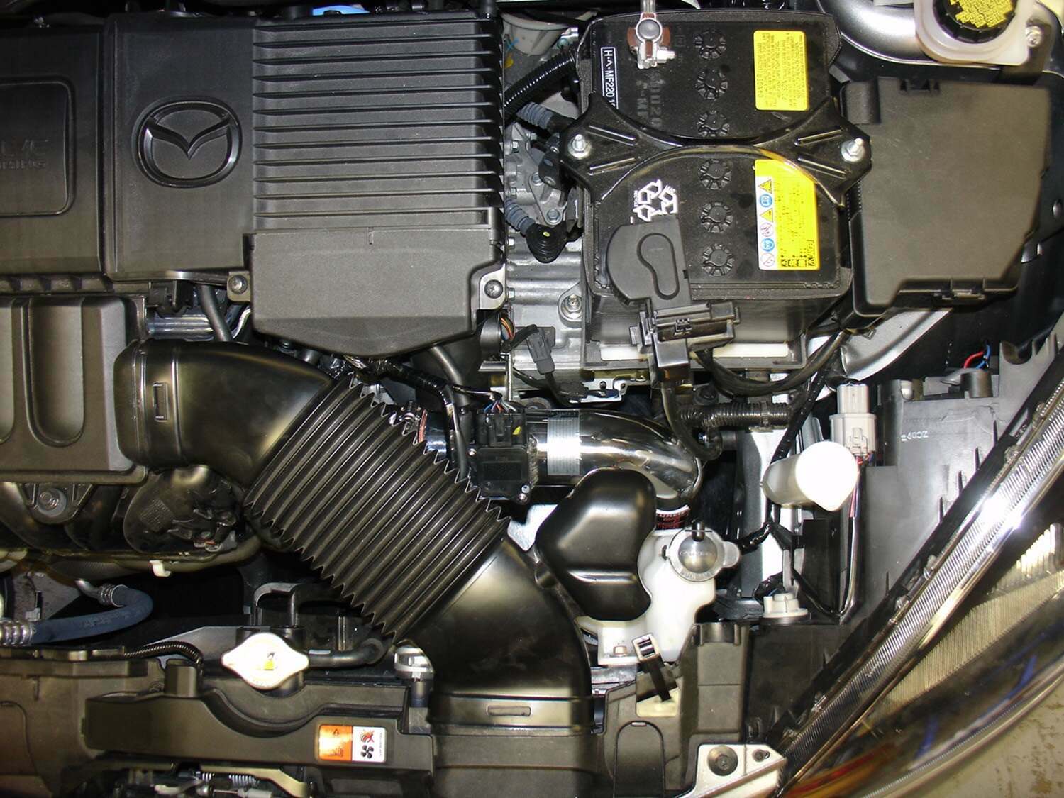 Injen SP tuned cold air intake system with SuperNano-Web Dry Air filter (2011-2014 Mazda 2 1.5L) - SP6030BLK