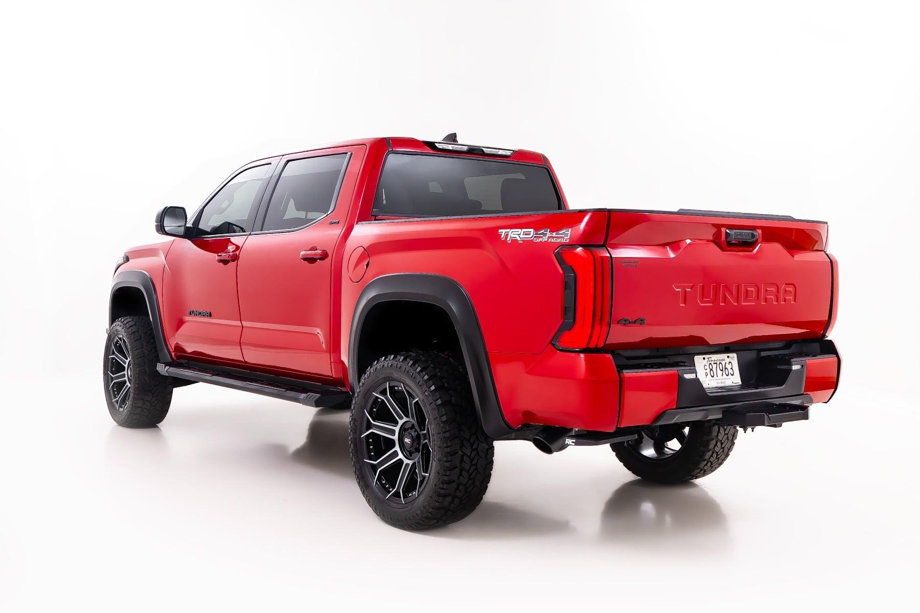 Rough Country HD2 Aluminum Running Boards CrewMax Toyota Tundra 2WD/4WD (2022-2026) (2022-2026 Tundra) - SRB072291A