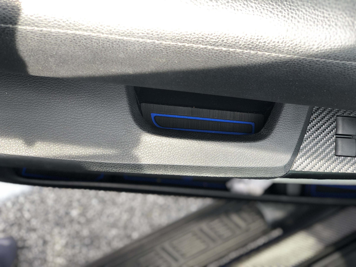 TUFSKINZ D-Cab Door Armrest Inserts (2014-2021 Tundra) - TUN044-FBL-X