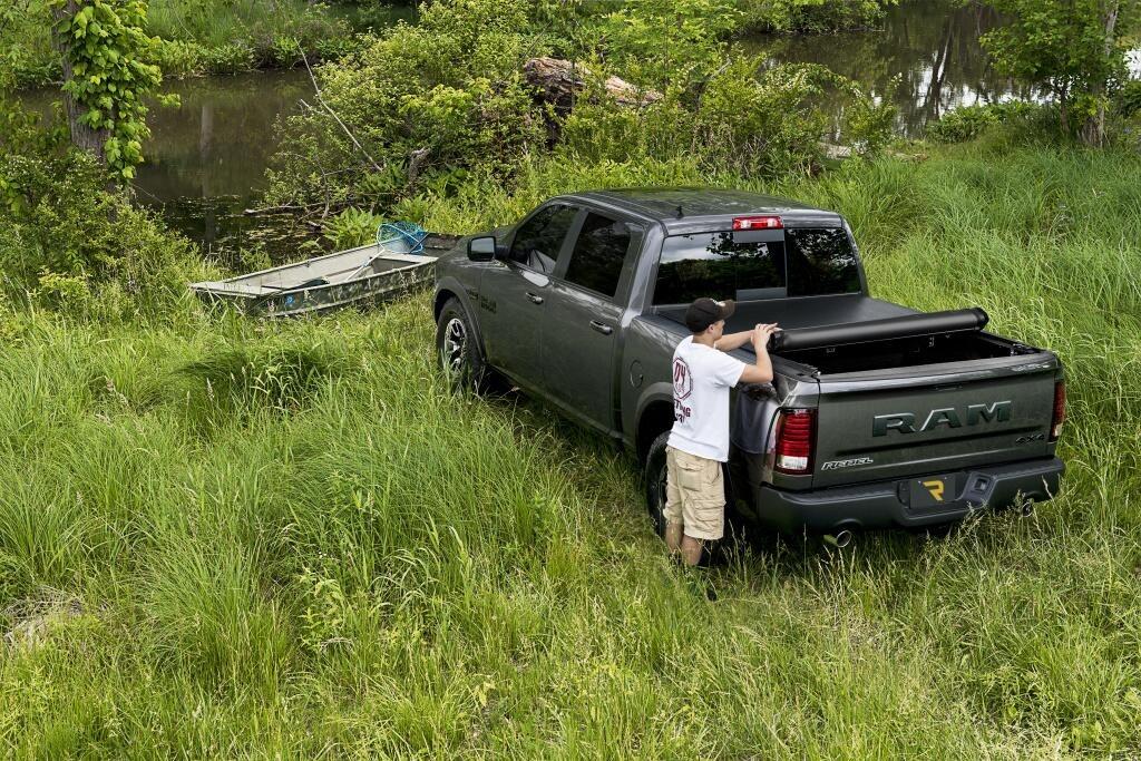 Truxedo Deuce - 05-21 Frontier/09-12 Equator 4'11" - 792301
