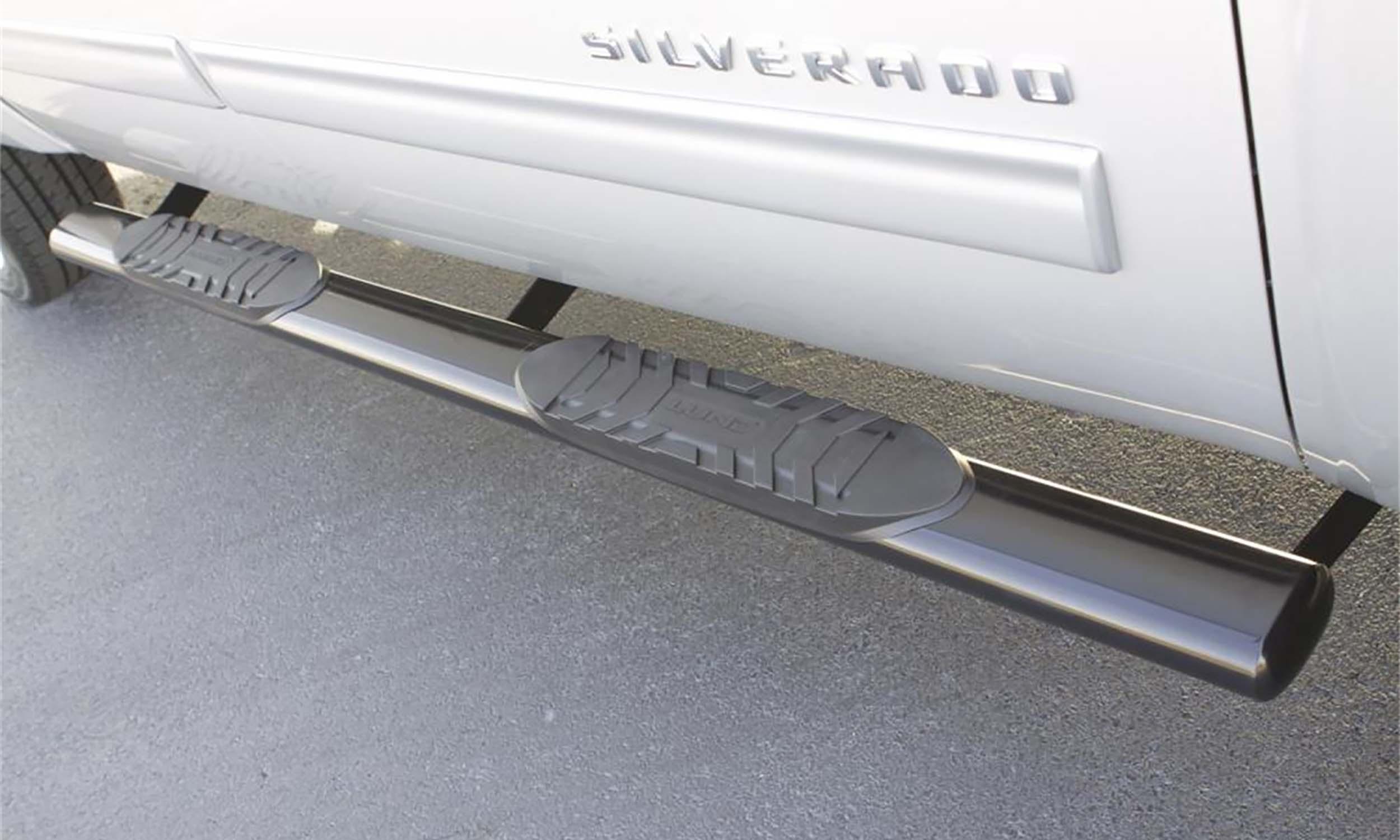 Lund 5 Inch Oval Straight Nerf Bars - Polished Stainless (2007-2019 Chevrolet, GMC Fitment) - 23910561