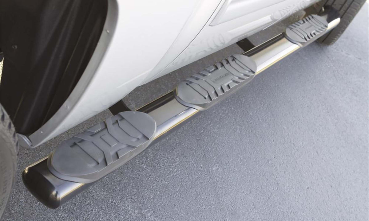 Lund 5 Inch Oval Wheel-To-Wheel Nerf Bars - Polished Stainless (2019-2024 1500) - 24497044