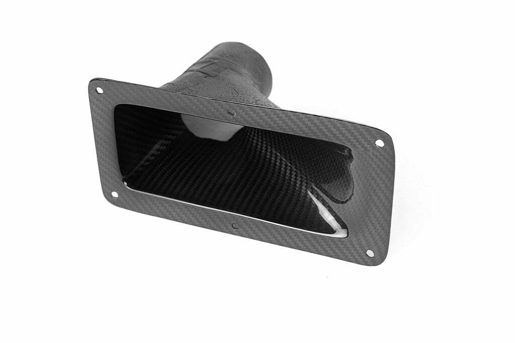 APR Air Inlet 9.25" x 4.75" with Flange - CF-109575