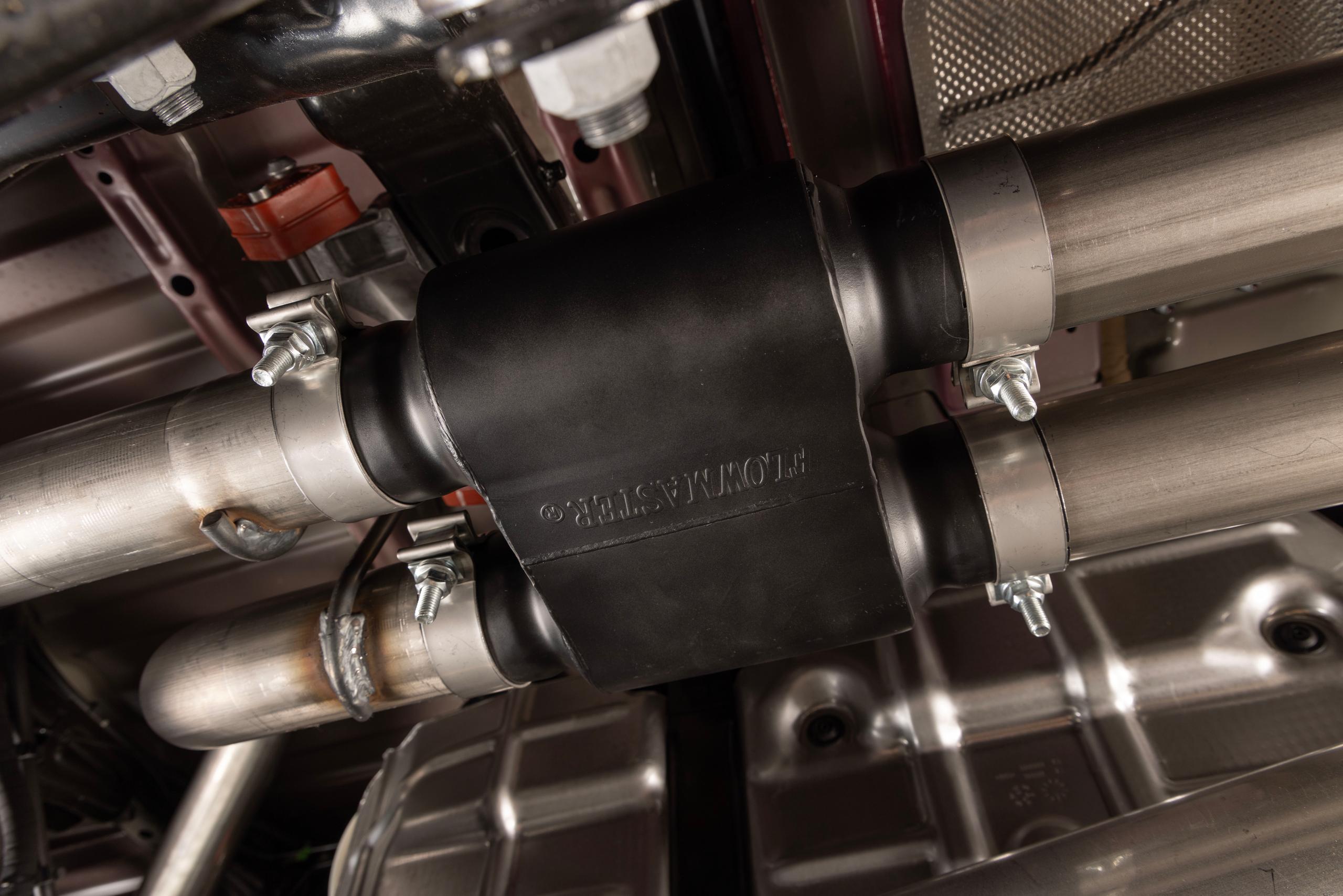 Flowmaster Outlaw Cat-Back Exhaust System (2025 1500) - 818197