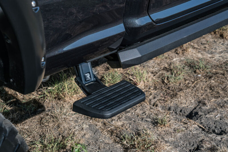 AMP Research Bedstep 2 Flp Dwn Side Bmpr Stp 19-20 RAM 2500/3500, Excludes Dually (2019-2020 3500, 2500) - 75417-01A