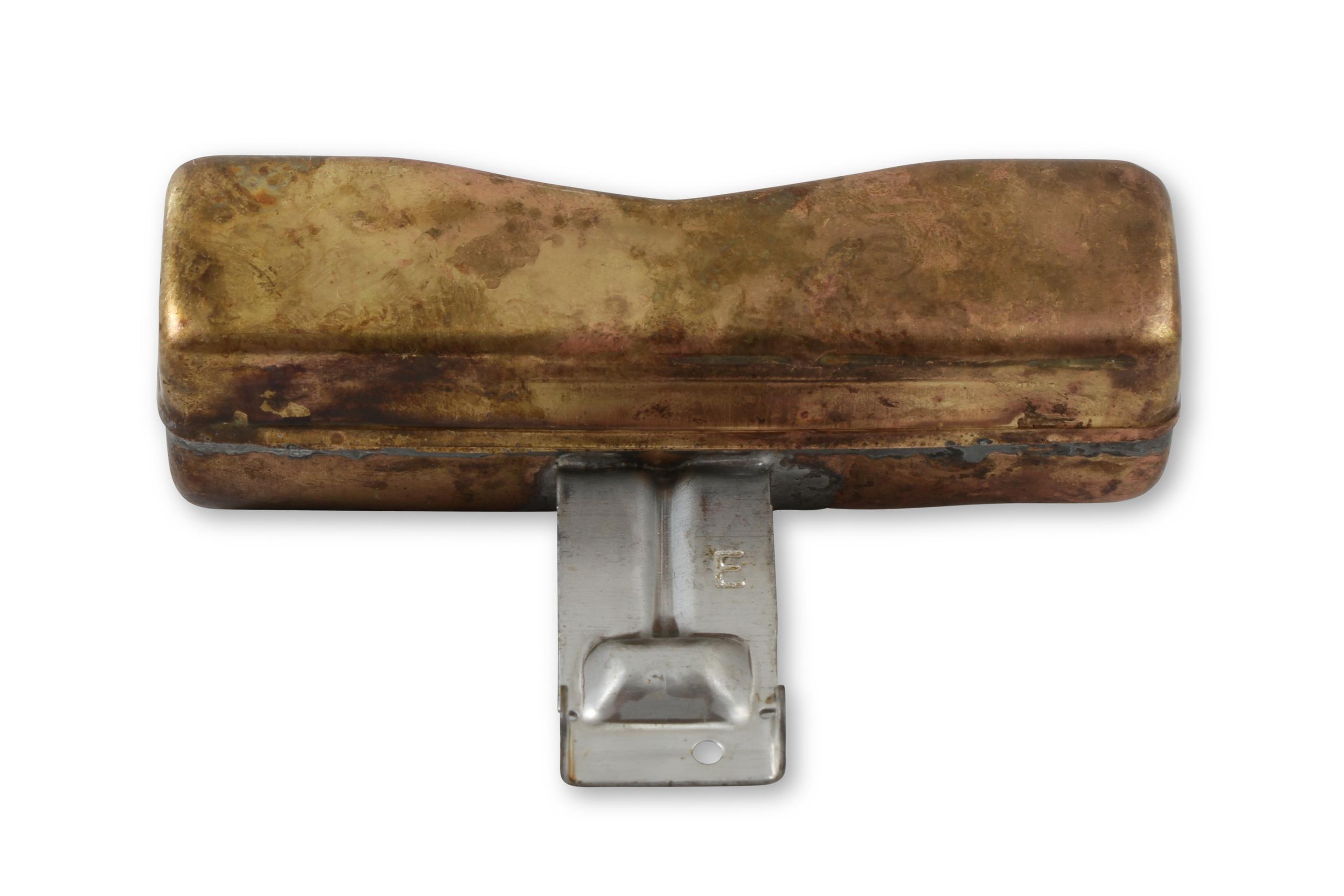 Holley Center Hung Float.  - 116-2