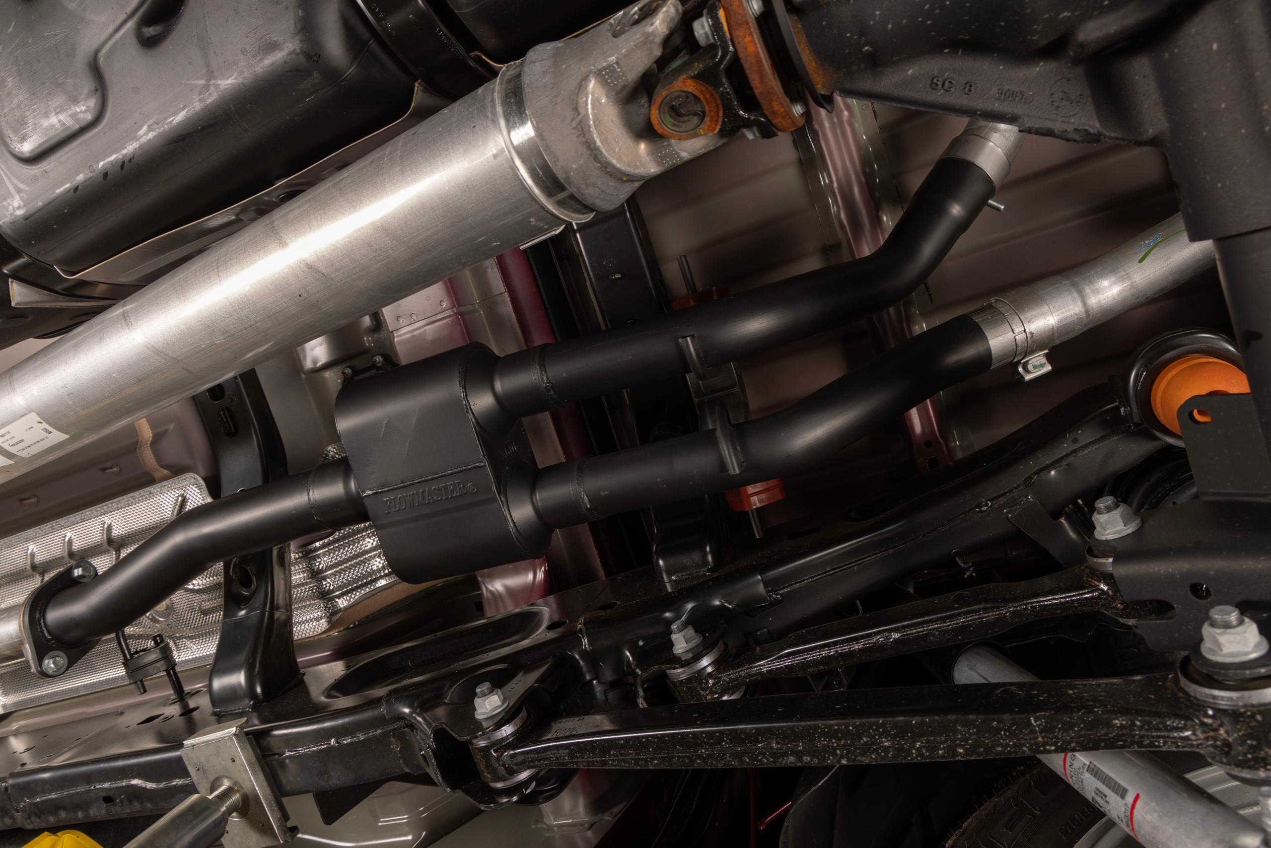 Flowmaster American Thunder Direct Fit Muffler (2025 1500) - 818196