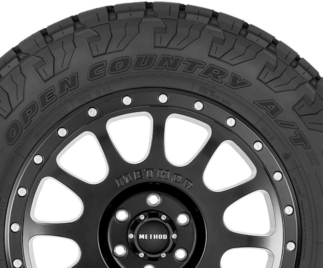 Toyo Tires Open Country A/T III 255/60R19XL - 356450