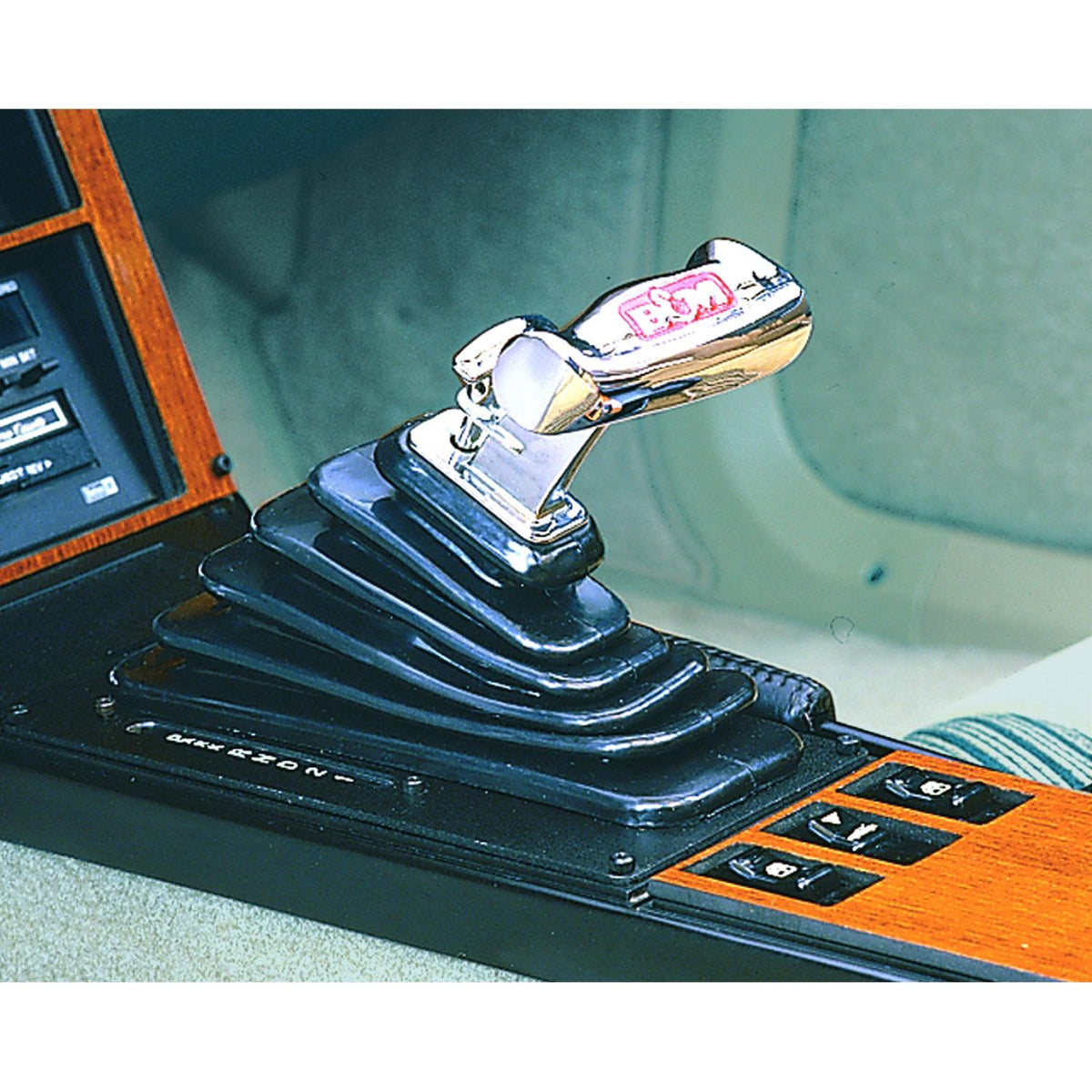 B&M 80692 Console Megasftr 82-91Cam 82-91 Fir