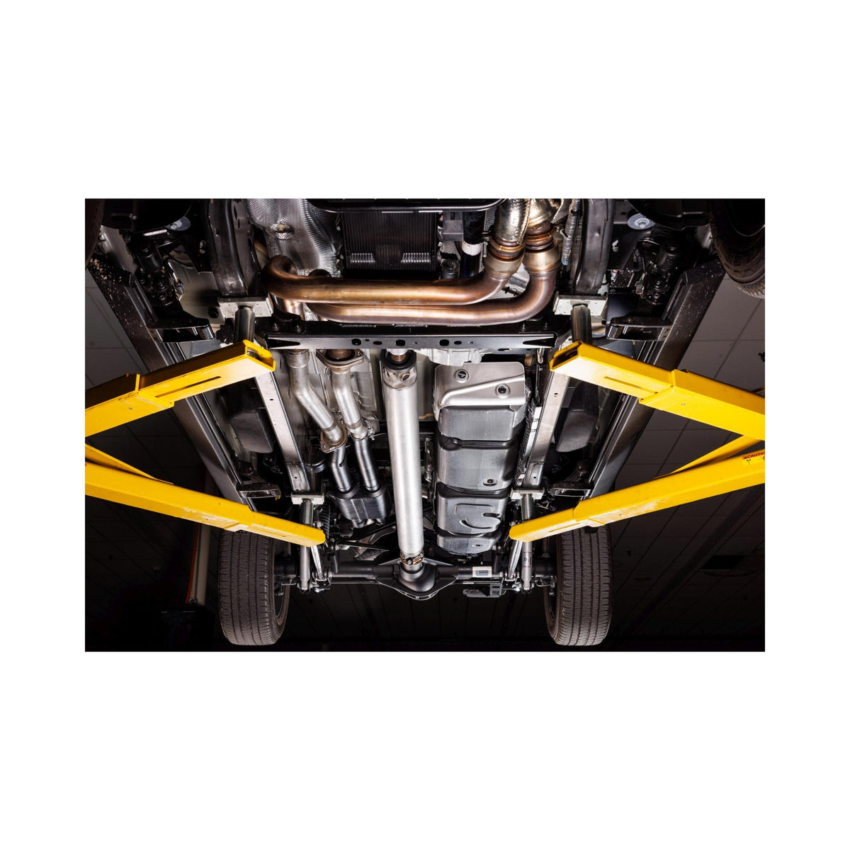 Flowmaster American Thunder Direct Fit Muffler (2025 1500) - 818204