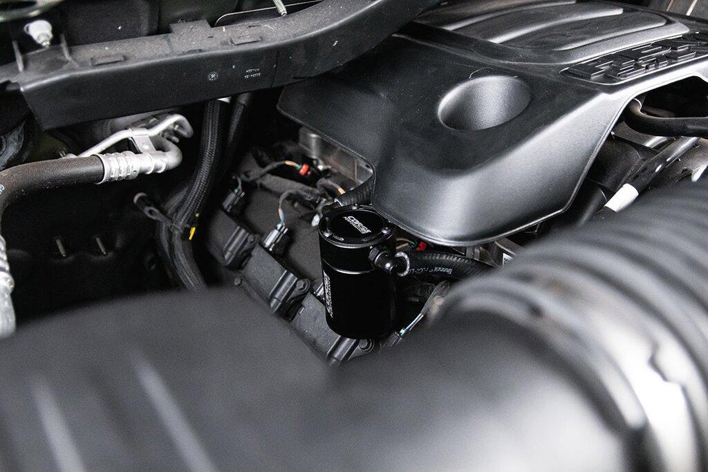 Corsa Performance Aluminum Oil Catch Can with Mounting Bracket (2019+ RAM 5.7L) - CC0004