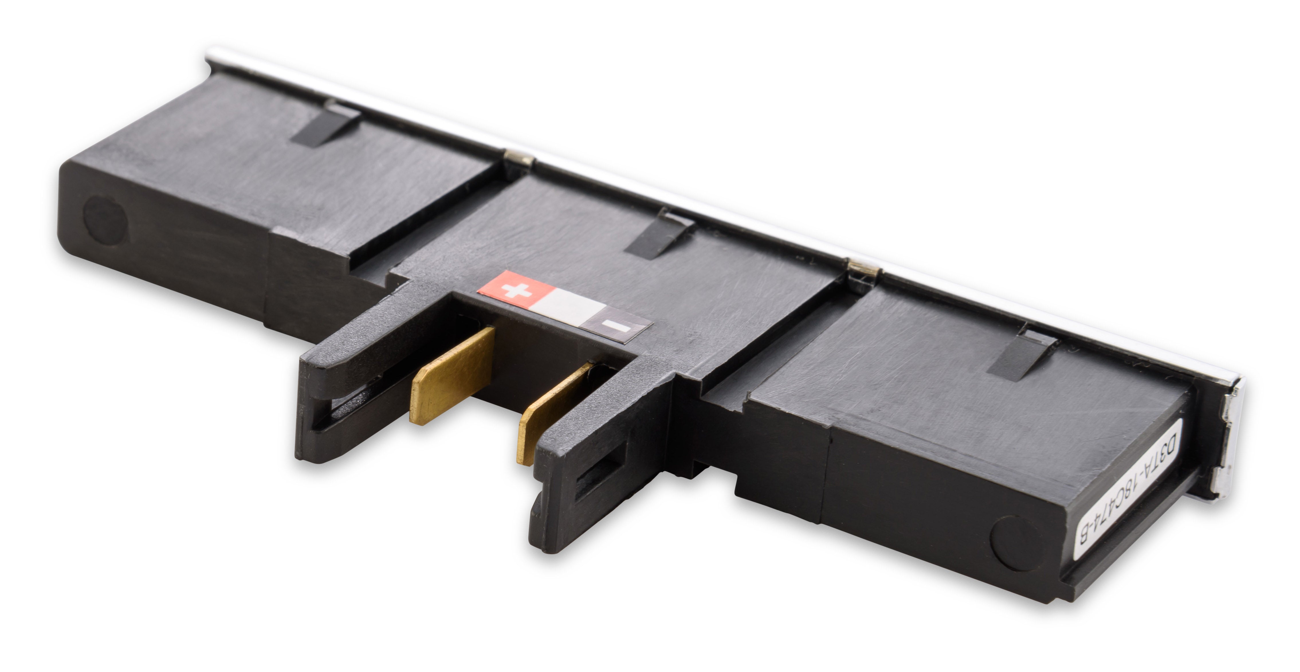 d4tz-10c915-kit_04.jpg