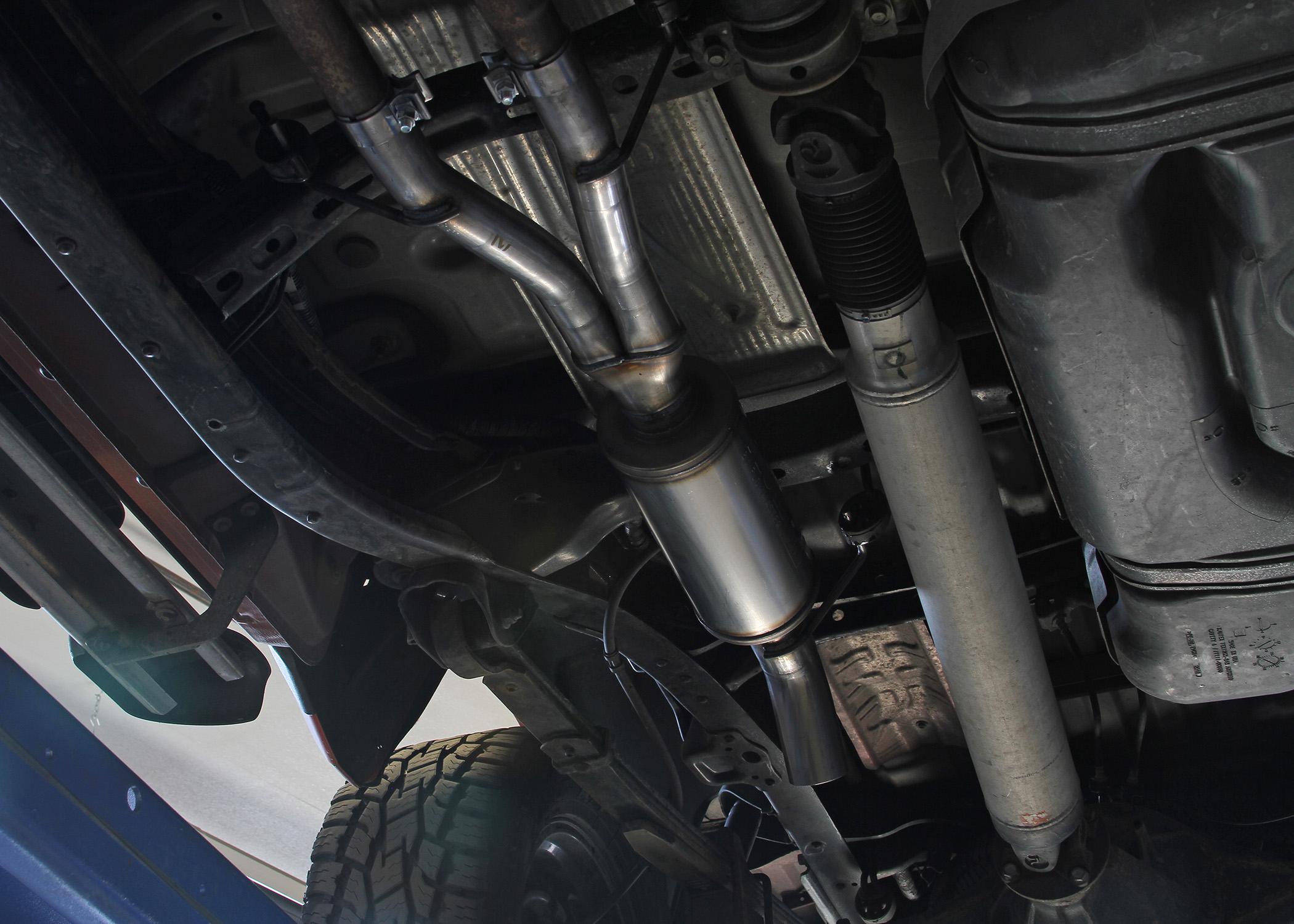 Flowmaster FlowFX Extreme Cat-Back Exhaust System (2007-2021 Toyota Tundra 4.7 and 5.7-liter) - 717983