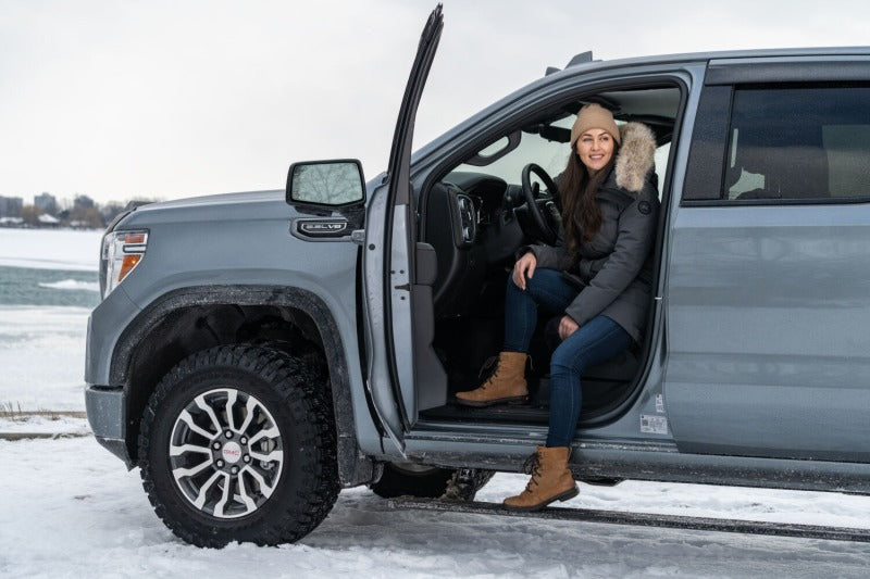 AMP Research Powerstep Plug-N-Play - 19-21 Slv/Sra 1500, 20-21 Slv/Sra 2500/3500, Dbl/Crw Cab (2019-2021 Sierra 3500 HD, Silverado 3500 HD, Silverado 2500 HD, Silverado 1500, Sierra 2500 HD, Sierra 1500) - 76254-01A