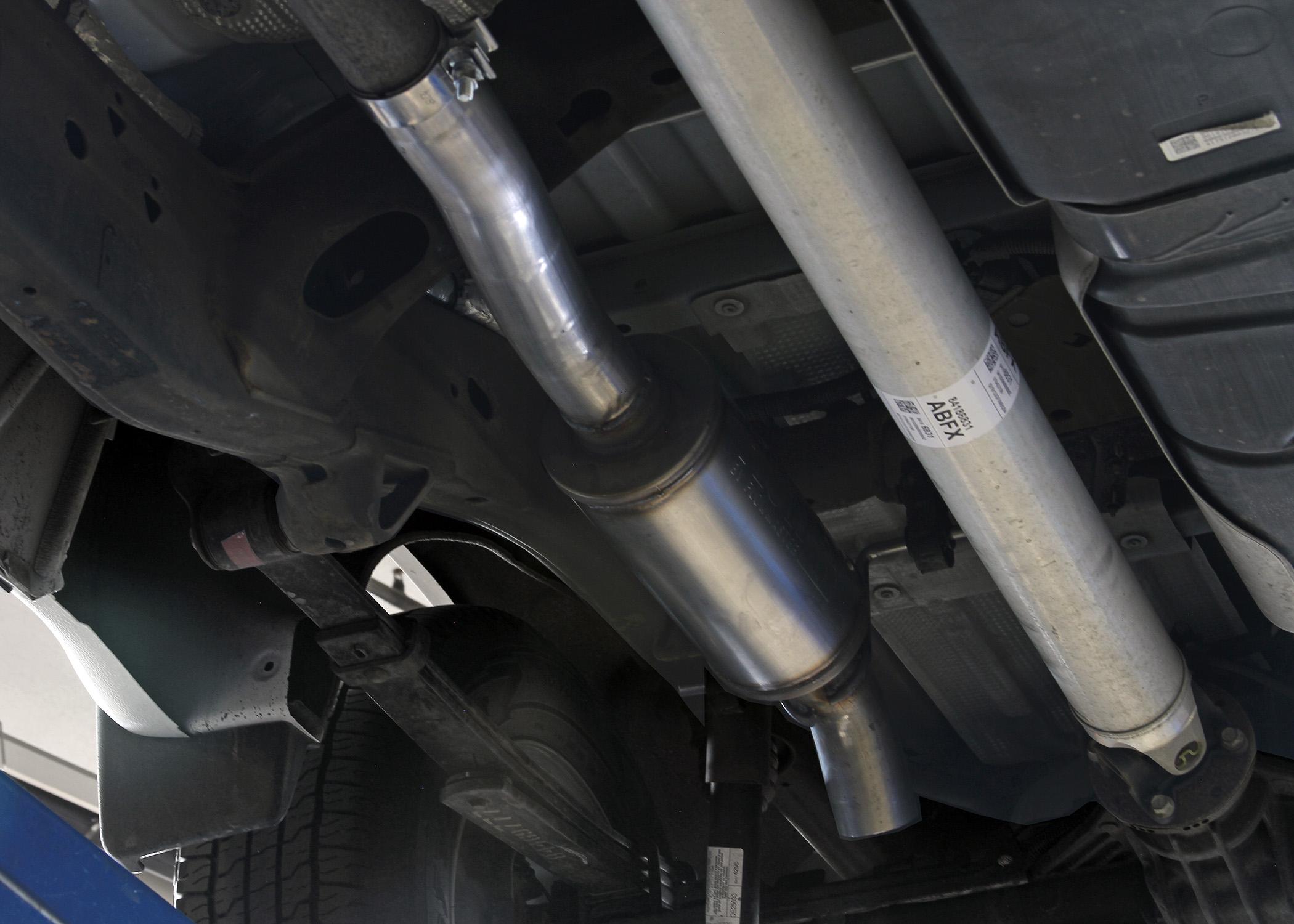 Flowmaster FlowFX Extreme Cat-Back Exhaust System (2019*-2022 (*2019 New Body) Chevrolet/GMC Silverado/Sierra 1500 5.3L) - 717977