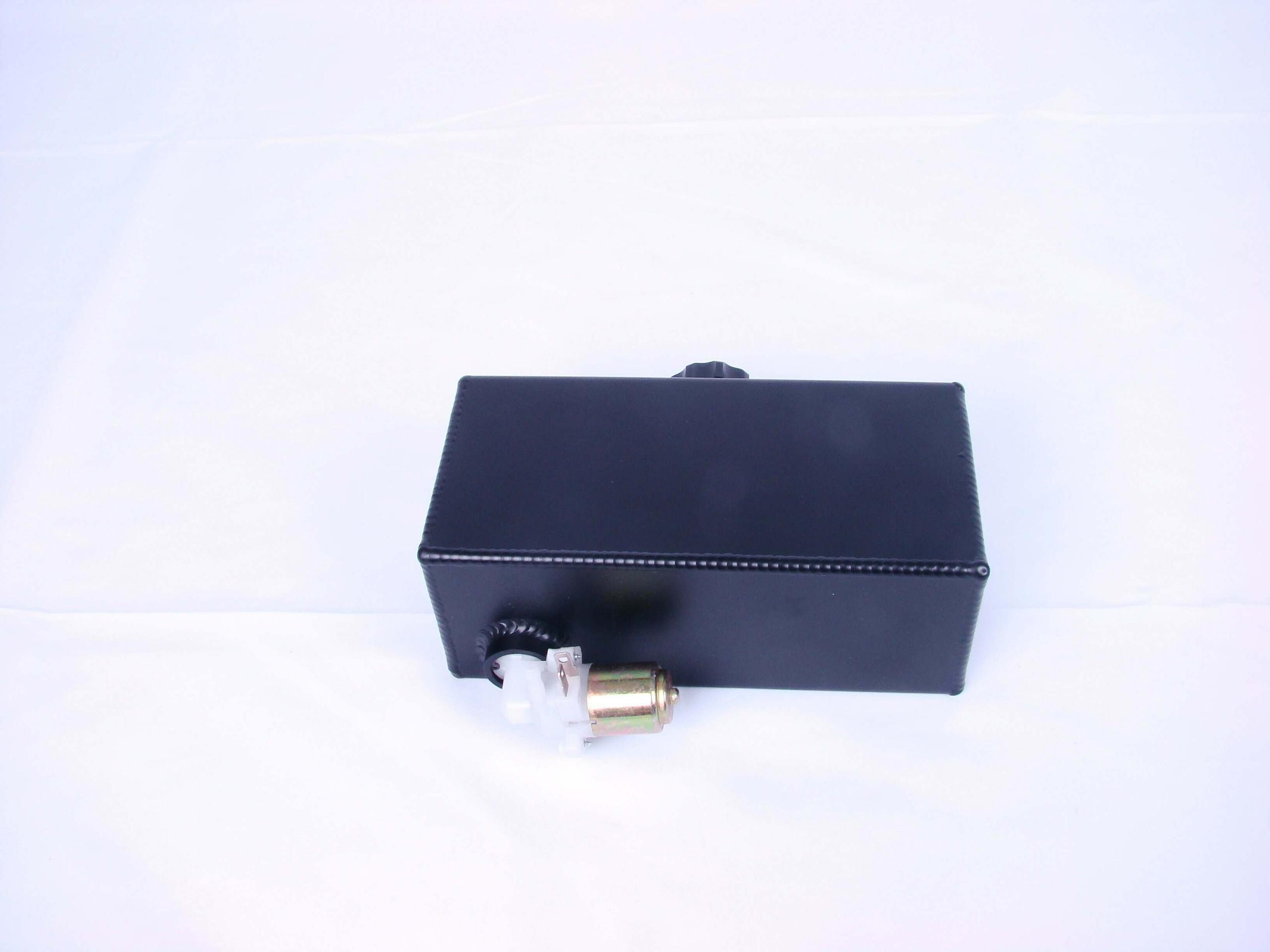 On3 Performance Aluminum Windshield Washer Reservoir w/ Pump - WWR