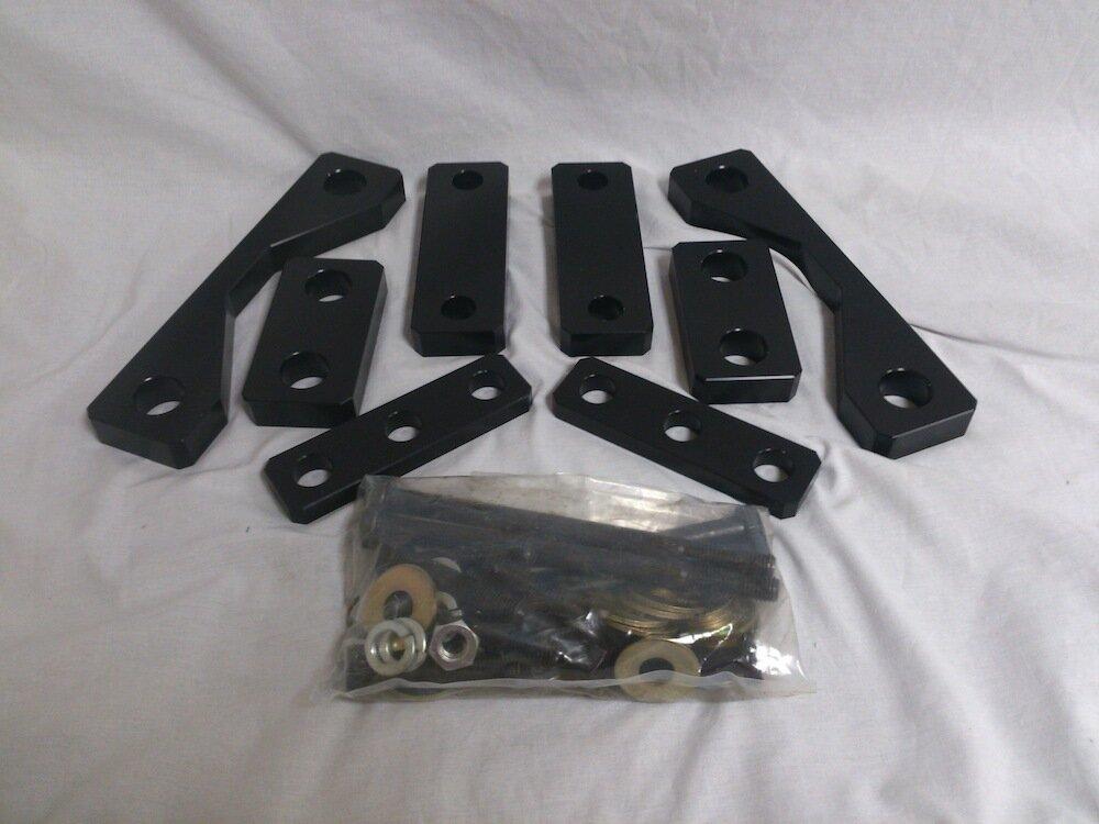 Whipple 07-14 GT500 K-Member Spacer kit / Black / **Does not include motor mounts**