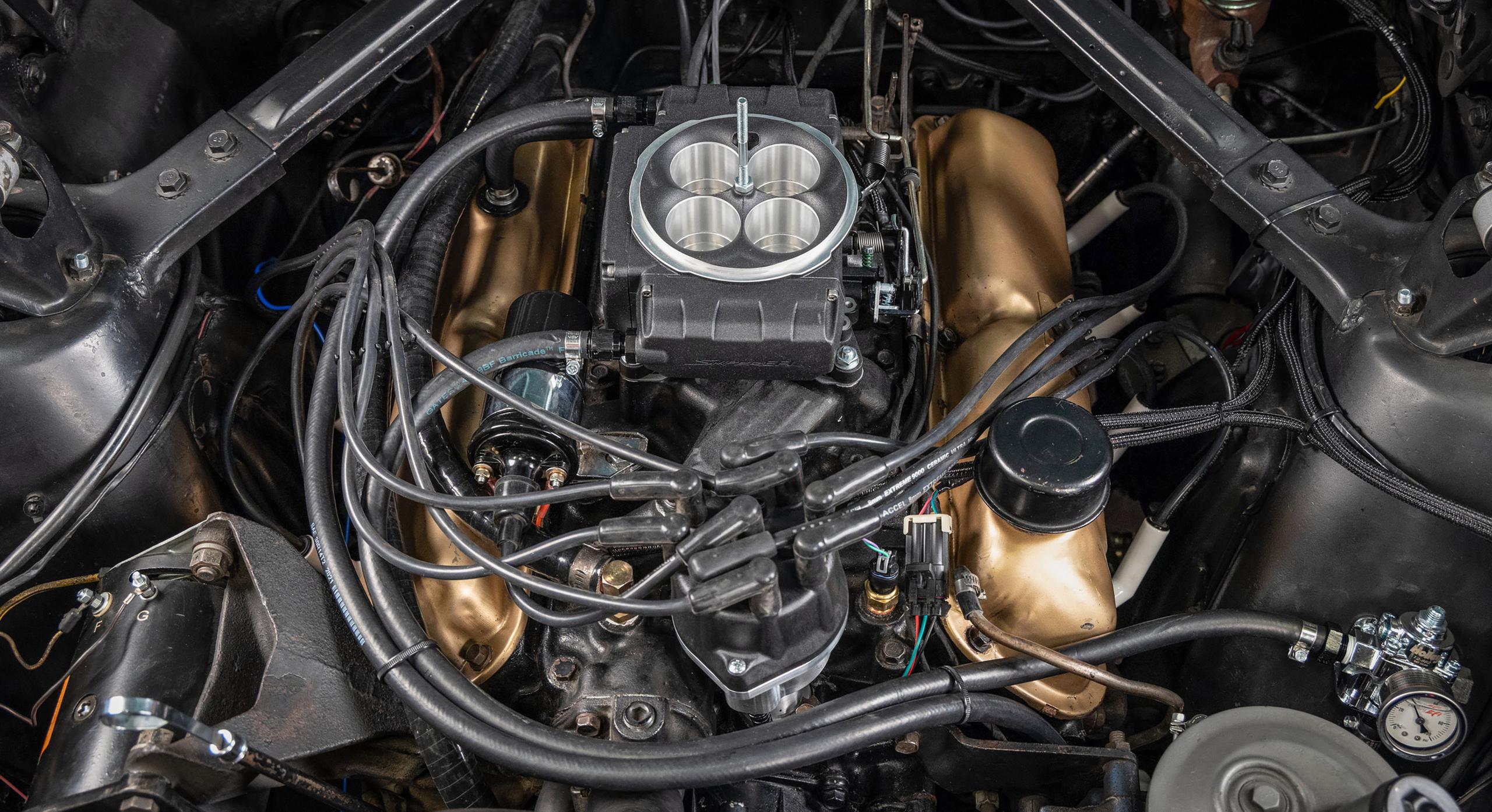 Holley Sniper 2 EFI - Black (1952-1996 Apollo, Gordon-Keeble, Omega, Checker, Excalibur, Shelby, Chrysler, Dodge, Jeep, Plymouth, Packard, Nash, DeSoto, Buick, Allard, AC, Cadillac, Stutz, Chevrolet, GMC, TVR, Cunningham, Griffith, Kurtis, Facel Vega, Bri