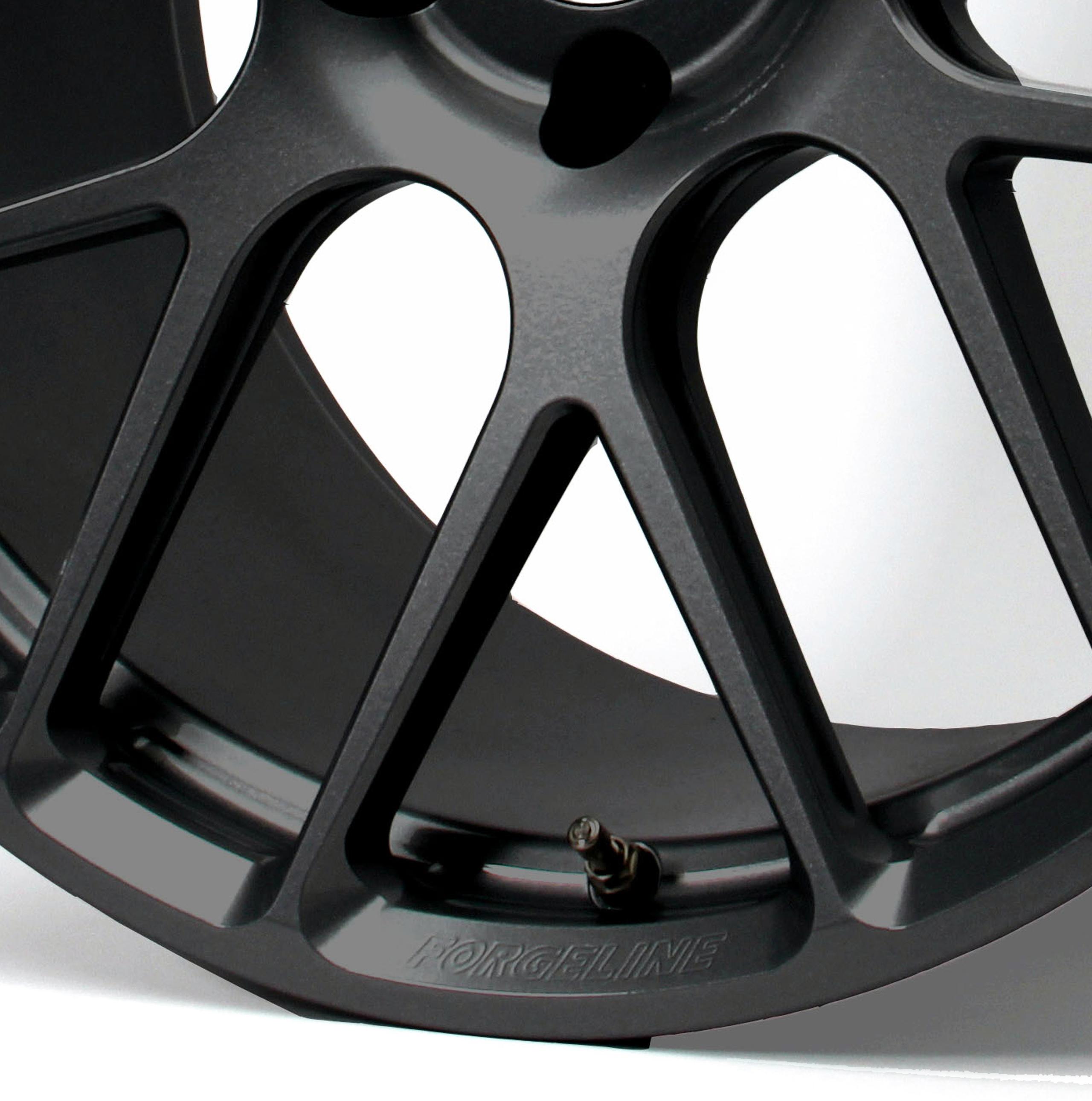 19 In Lightweight Forged Perfo  - D750-0063-SE1-BLK