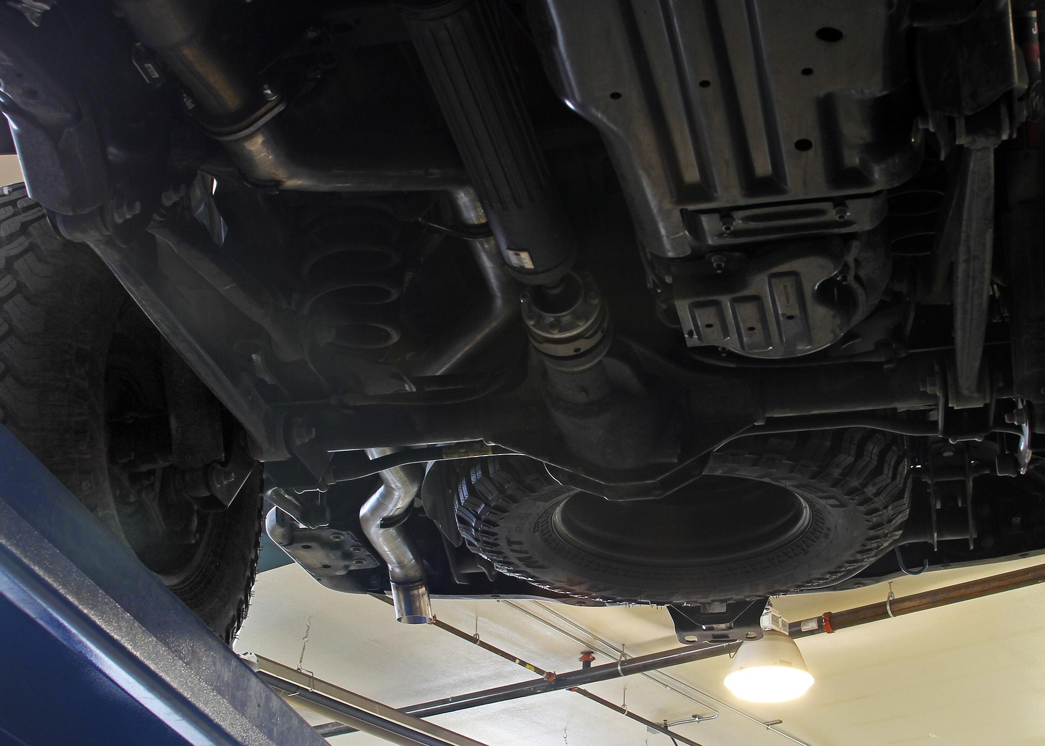Flowmaster American Thunder Cat-Back Exhaust System - 818131
