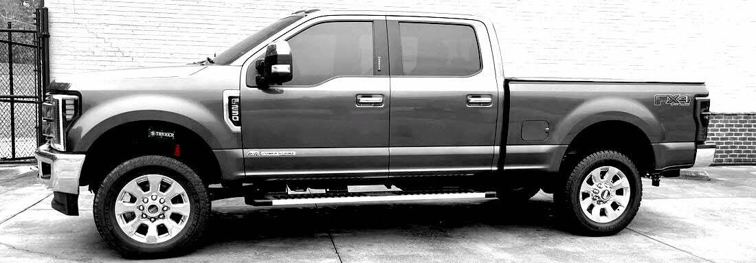 Stryker Off-Road 2.5" F250 F350 F450 Leveling Kit (2005 - 2026 Super Duty)
