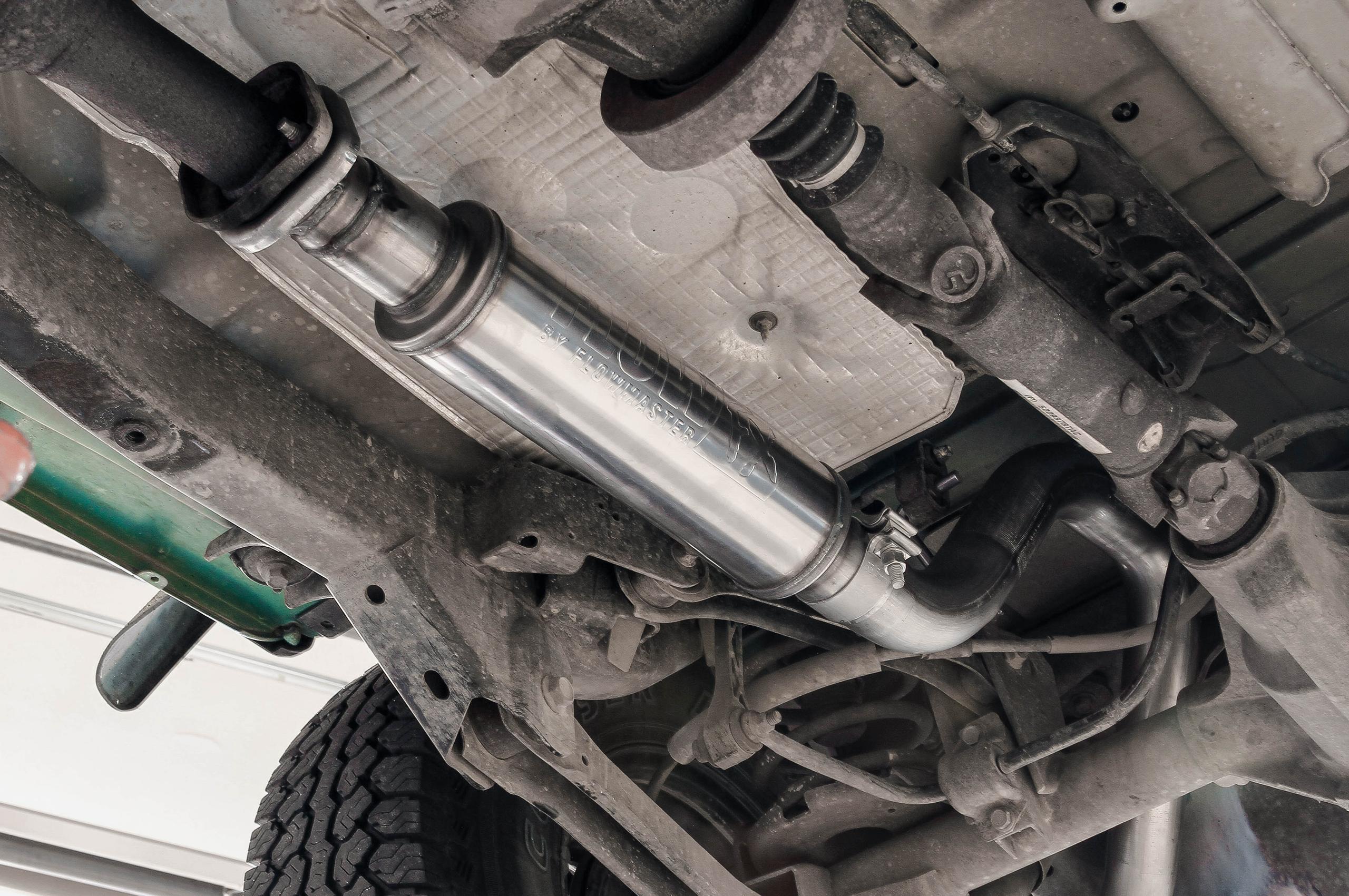 Flowmaster 00-06 Jeep Wrangler Tj 4.0L Ffx Sor  - 717865