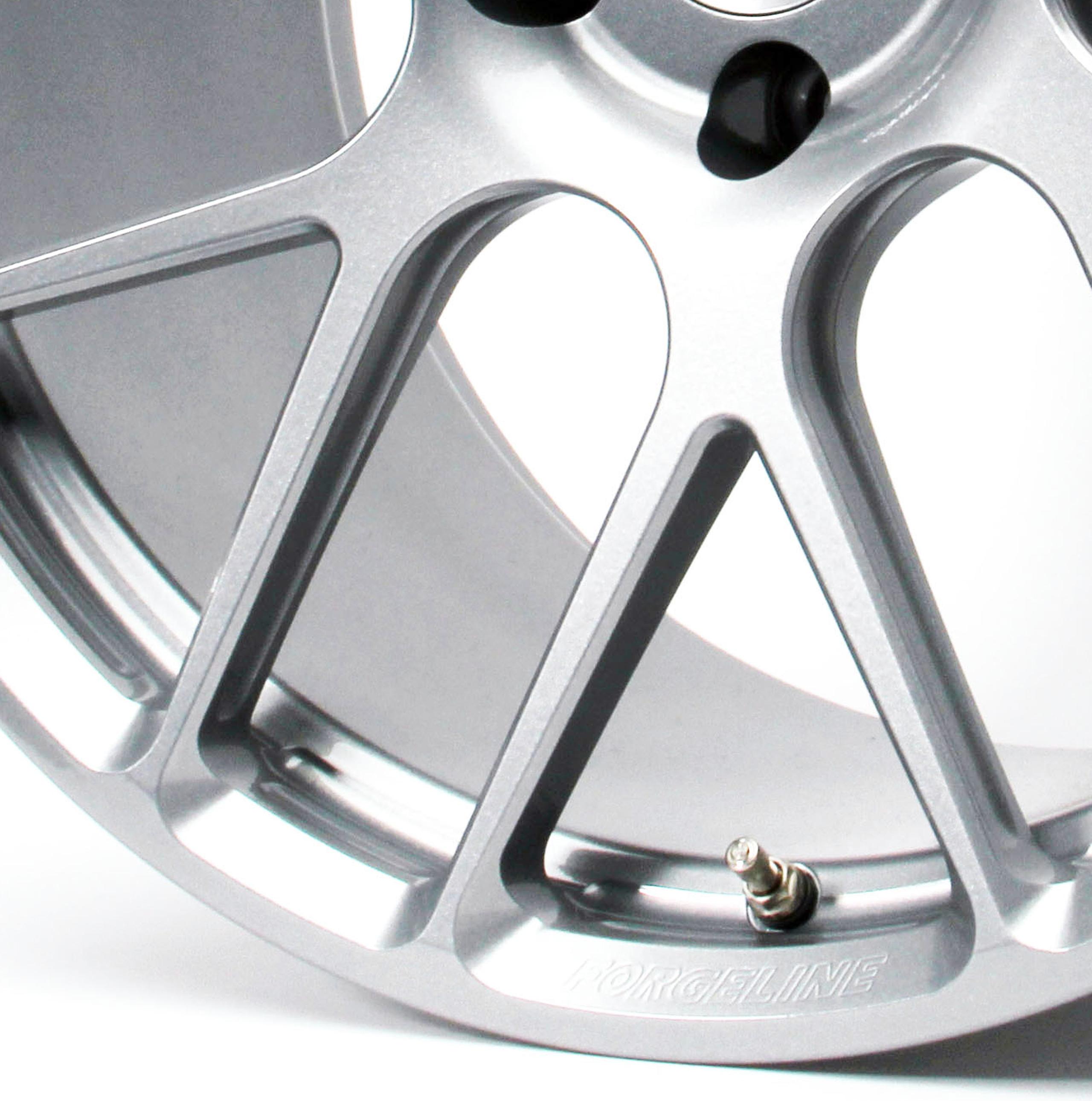 20 In Lightweight Forged Perfo  - D750-0061-SE1-SIL