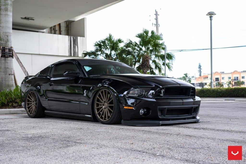 Vossen VFS-2 Hybrid Forged Wheel
