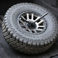 Fabtech Spare Tire Mnt Angled Black - FTT10002BK