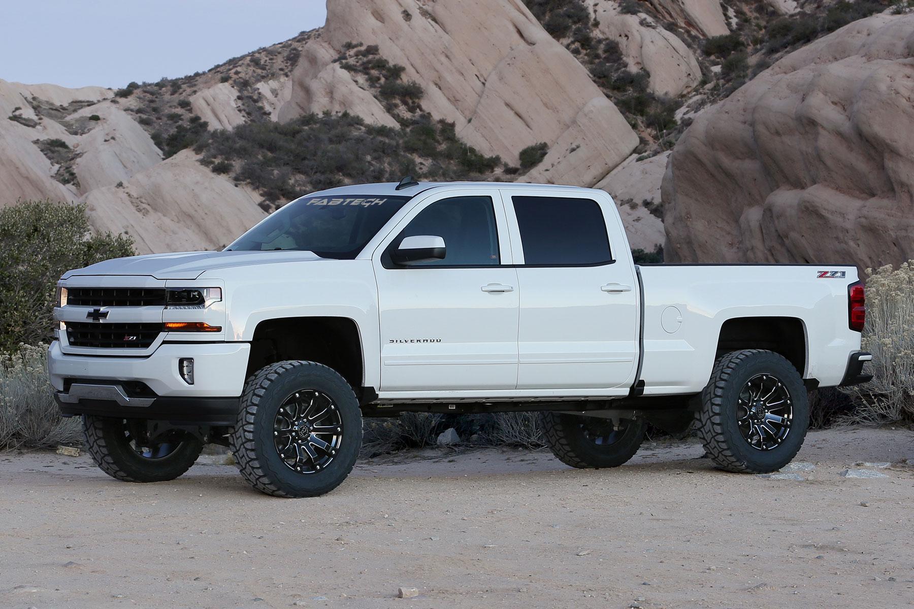 Fabtech 6" Perf Sys G2 W/Dl 2.5 & 2.25 14-18 Gm C/K1500 P/U W/ Oe Alm Or Stmp Stl Uca (2014-2018 Silverado 1500, Sierra 1500) - K1084DL
