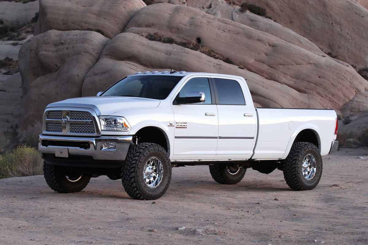 Fabtech 5" Basic Kit W/Perf Shks 2013-18 Ram 3500 4Wd W/Factory Radius Arms (2013-2016 3500) - K3058