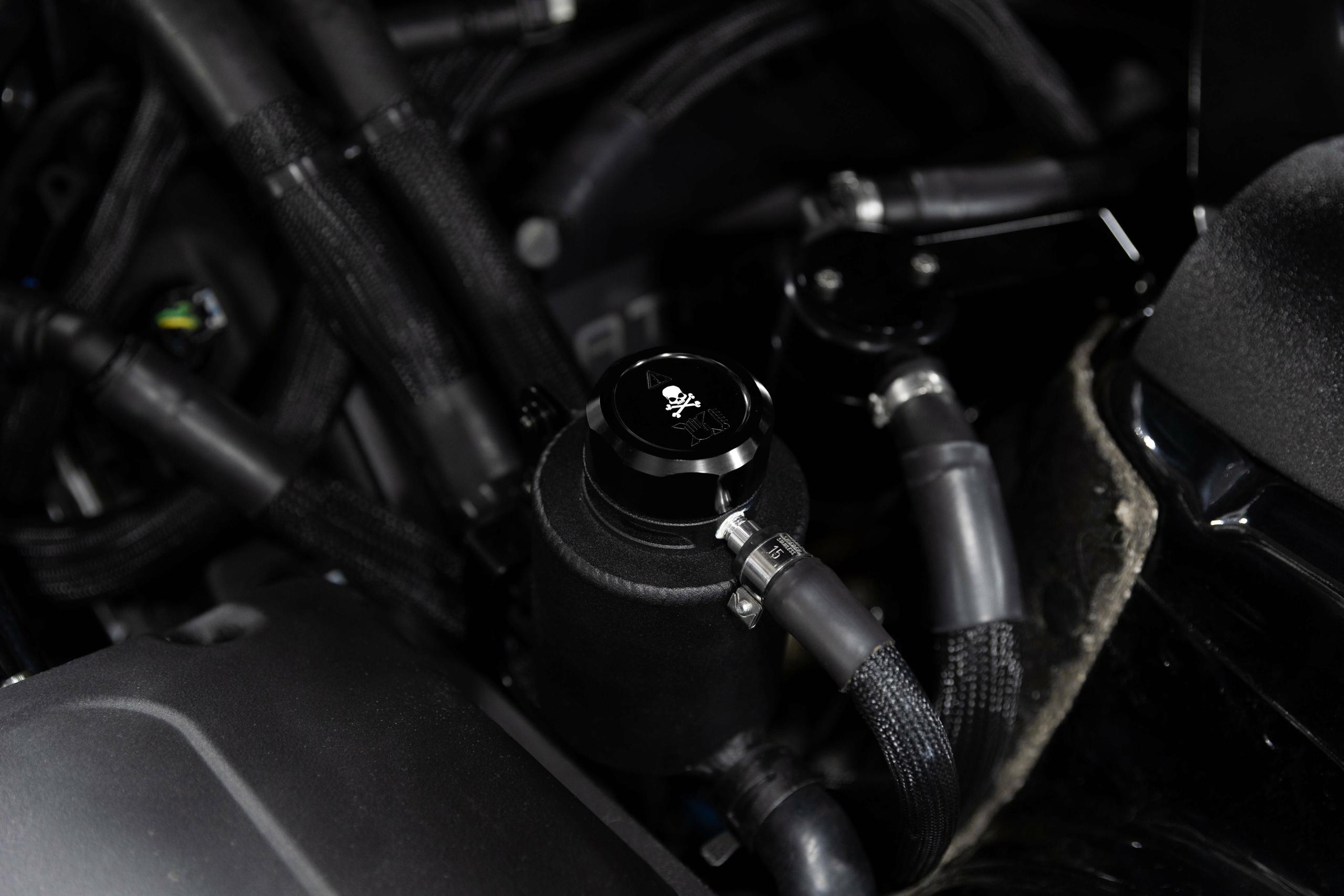 Whipple Supercharger Reservoir (Gen 5 & 6 Whipple Supercharger ONLY)