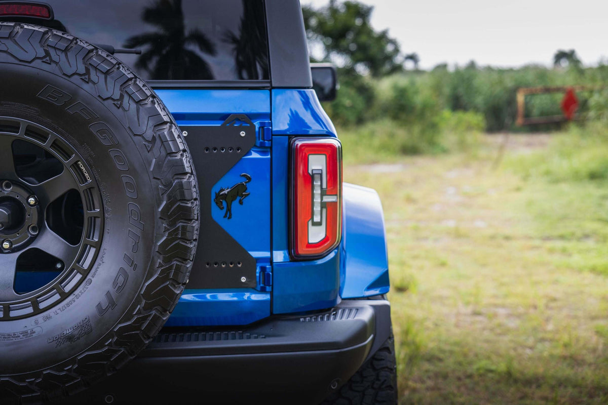 Mountains2Metal Tailgate Reinforcement Bracket - BR6TGR