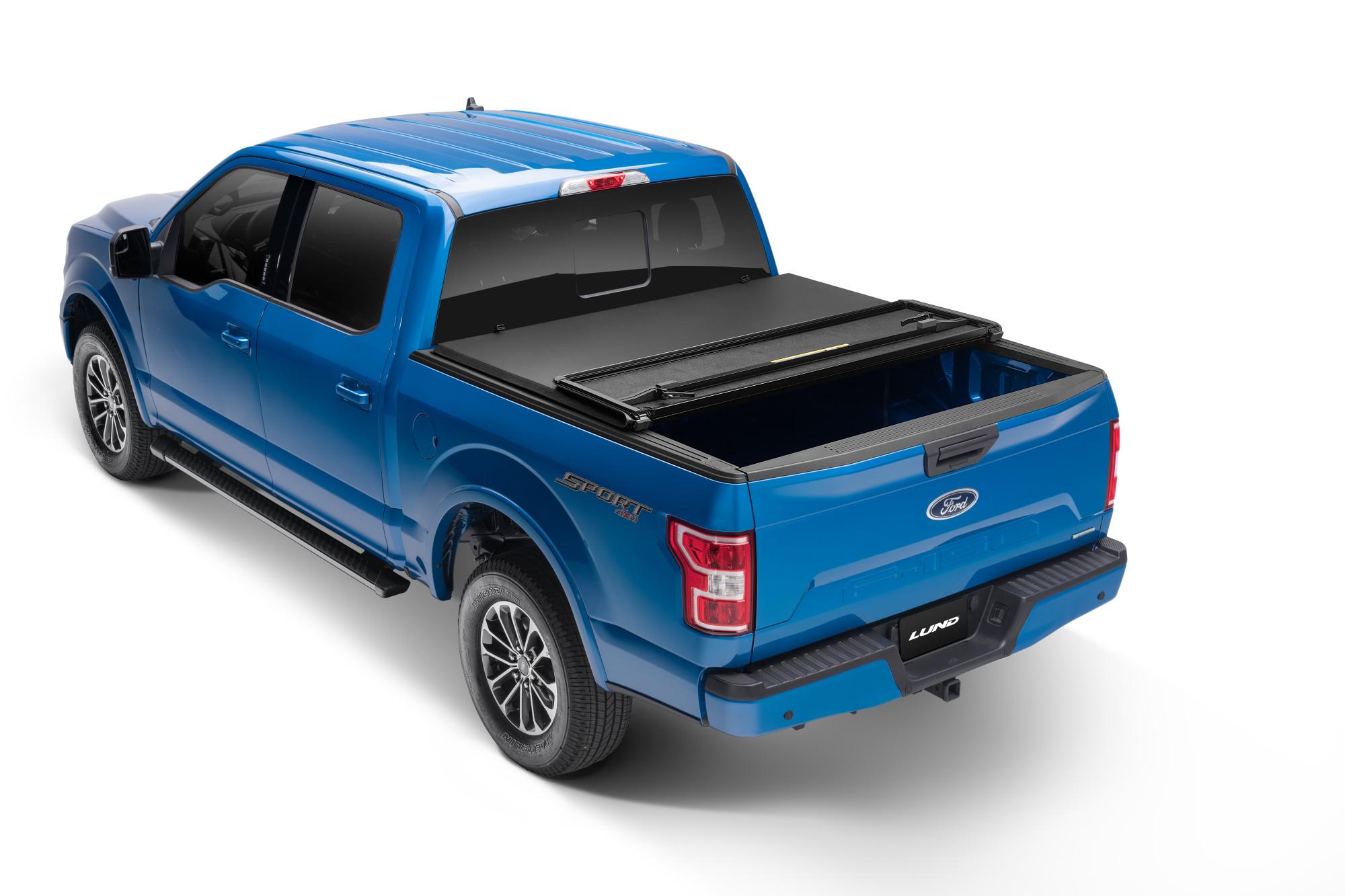 Lund Hard Fold Tonneau Cover (1999-2016 F-250 Super Duty, F-350 Super Duty, F-450 Super Duty) - 969367