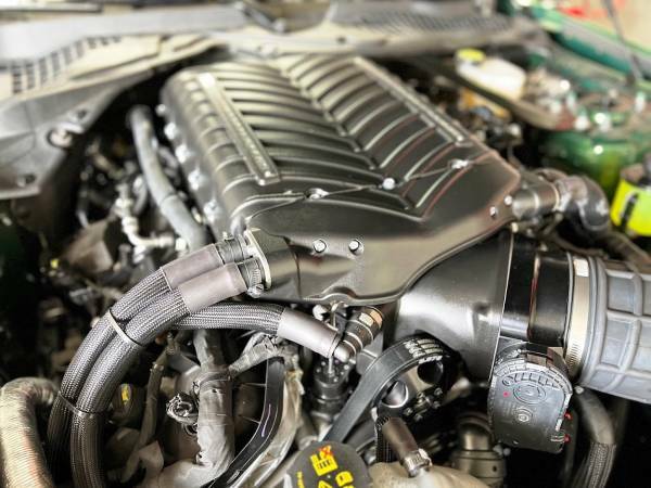 Whipple Supercharger - Gen 6 3.0L Twin Screw System for 2016-2020 Shelby GT350/GT350R (WK-2621-30)