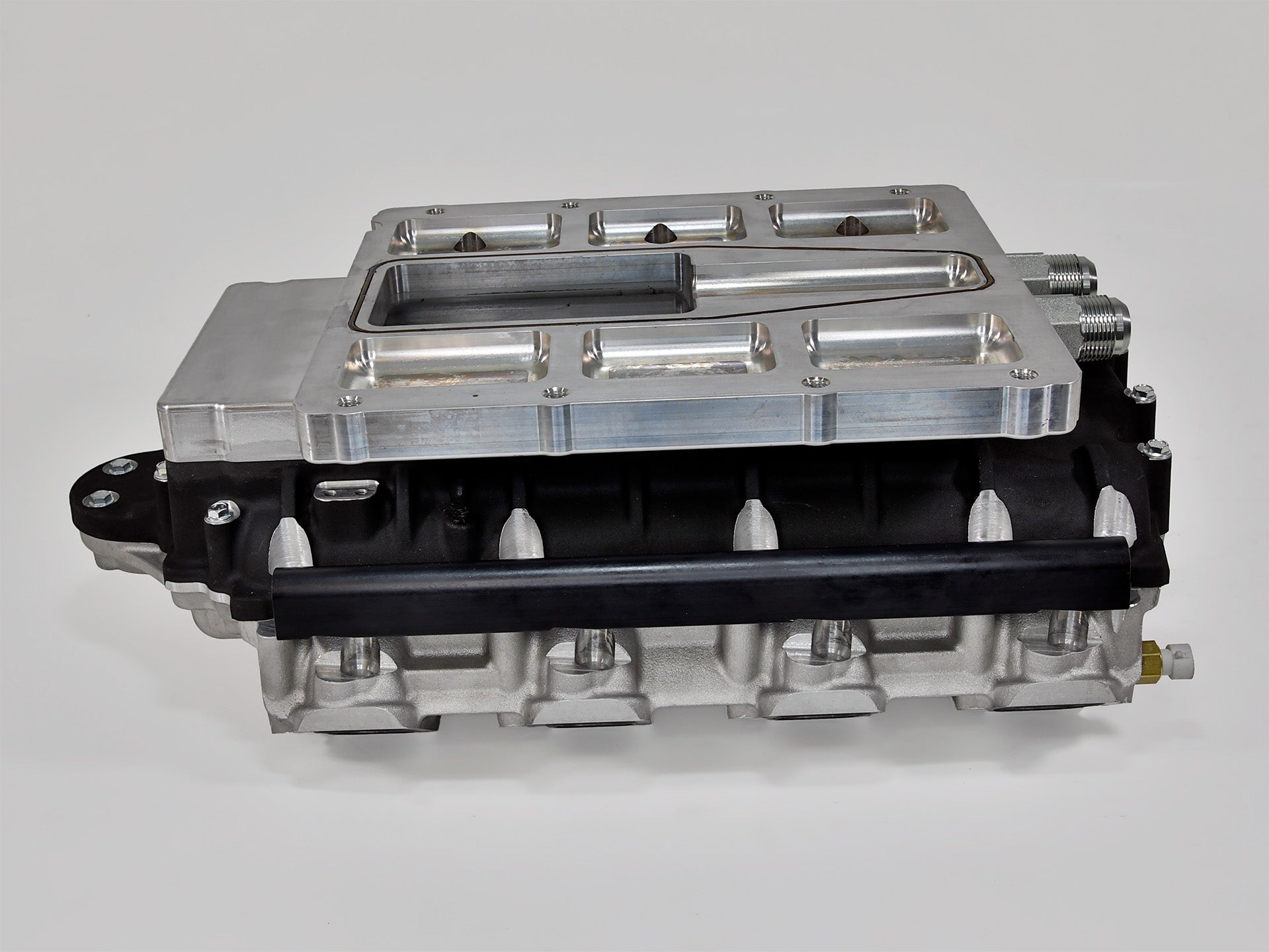 Magnuson M.O.A.B. manifold side view