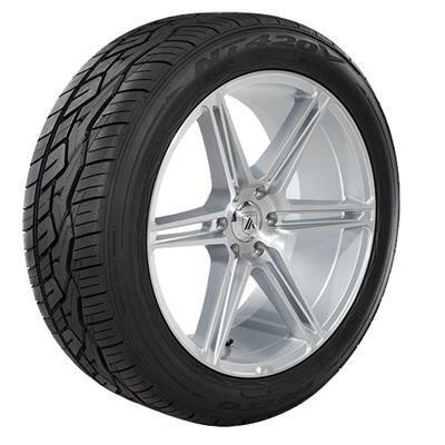 Nitto NT420V 305/40R23XL - 208740