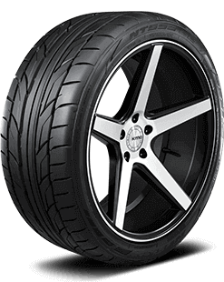 Nitto NT555 G2 275/35ZR19 tire