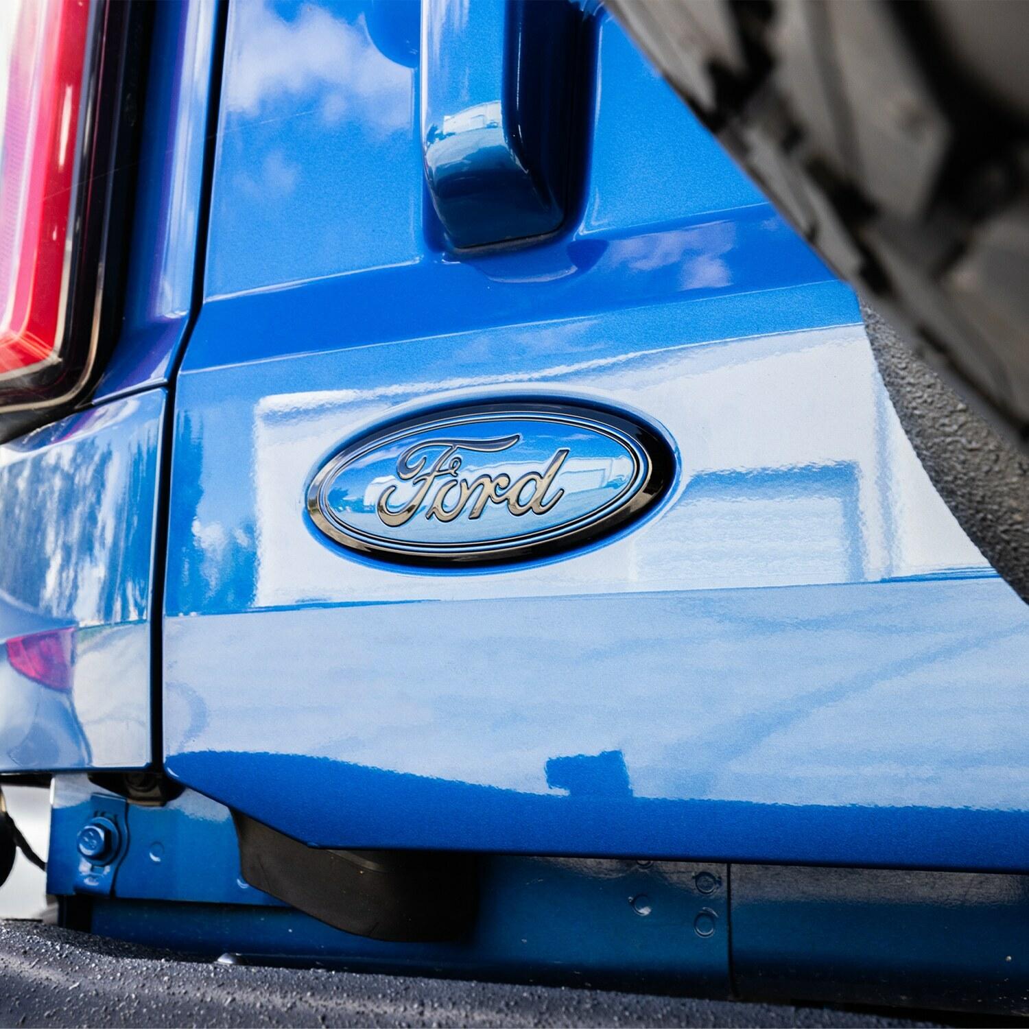 Painted Ford Oval Emblem (2021-2025 Bronco, Rear Tailgate)
